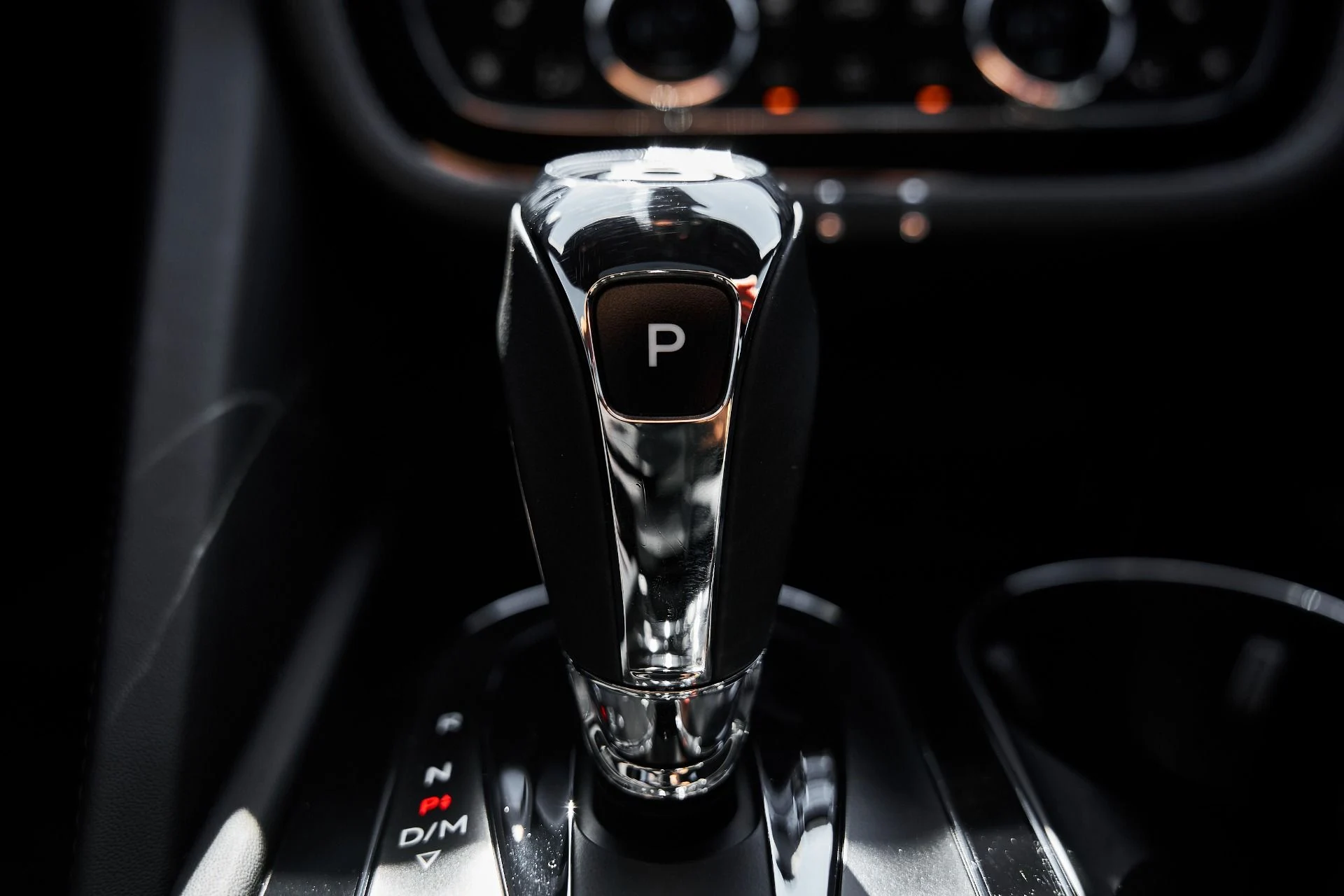 mph068_1441453577_Used_2025_Bentley_Bentayga_S_1782153073_cfc8545d49