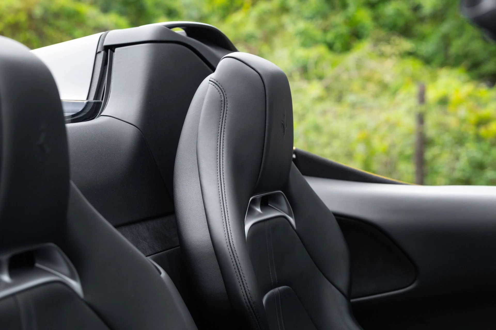 mph068_1445083611_Used_2022_Ferrari_SF_90_Spider_1775626239_9fa72be1af