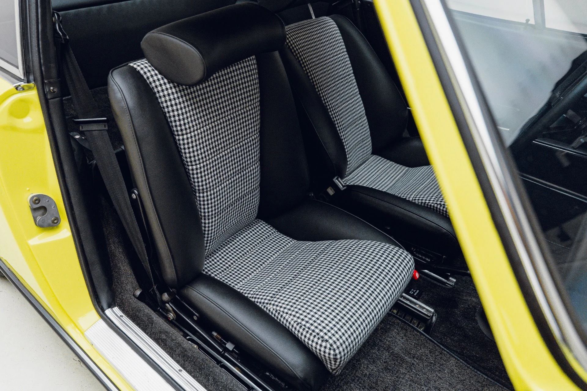 mph068_1464024116_Used_1973_Porsche_911_S_1784324222_f37ca705cf