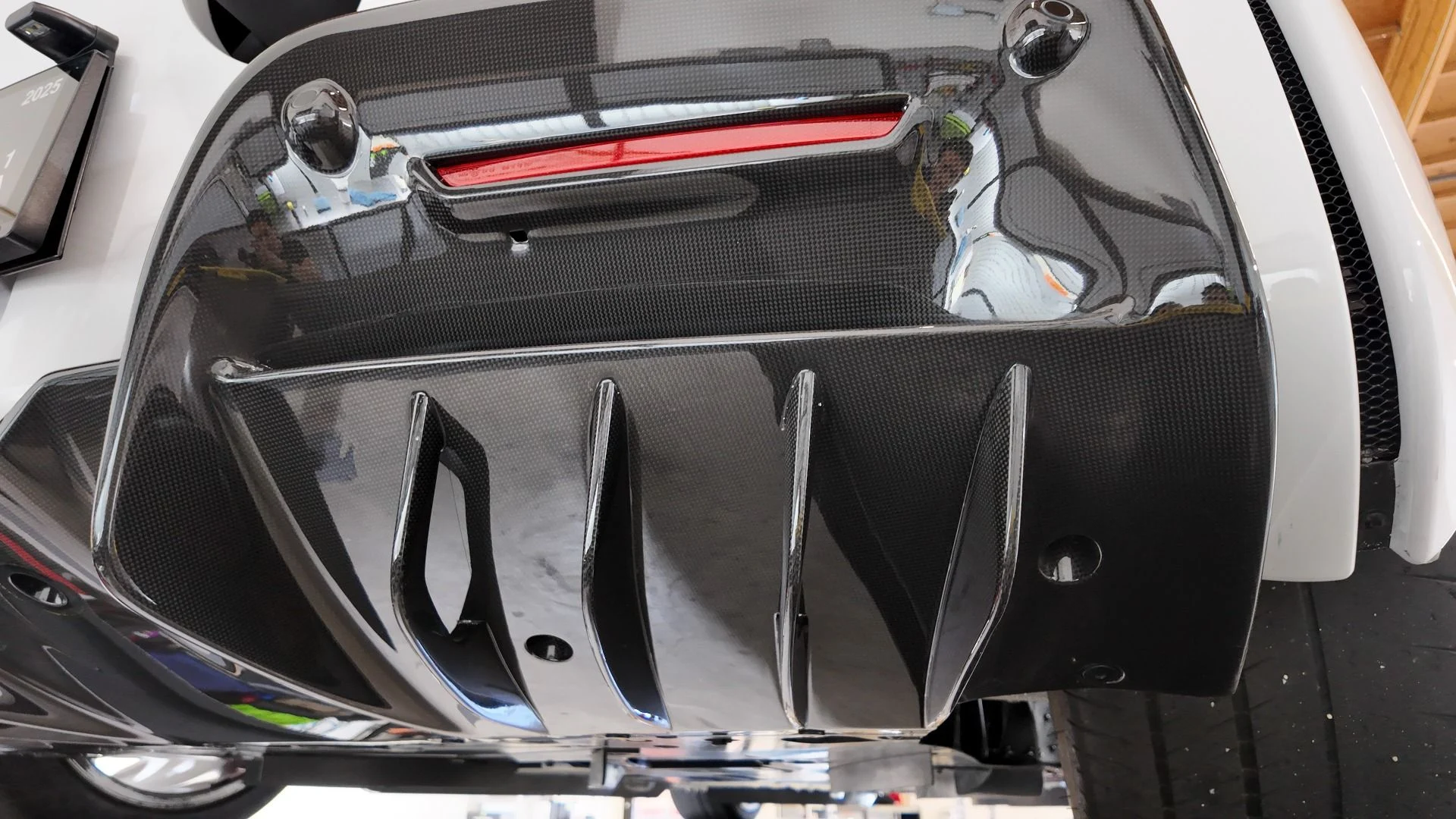 mph068_1495951099_Used_2024_Ferrari_SF_90_Spider_1753906032_dff45fdcfc