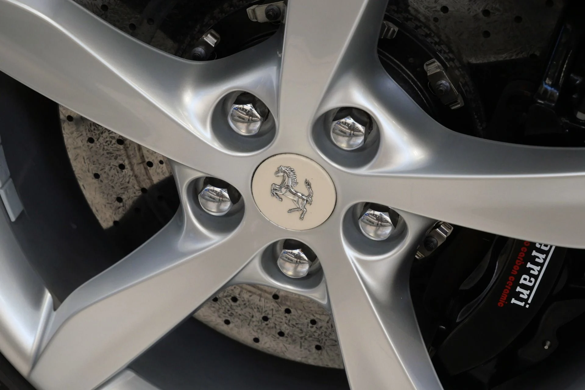 mph068_1547194240_Used_2019_Ferrari_Portofino_Tailor_Made_in_NYC_Unique_Exterior_and_Interior_Colors_Amazing_1779827037_ae3997607f