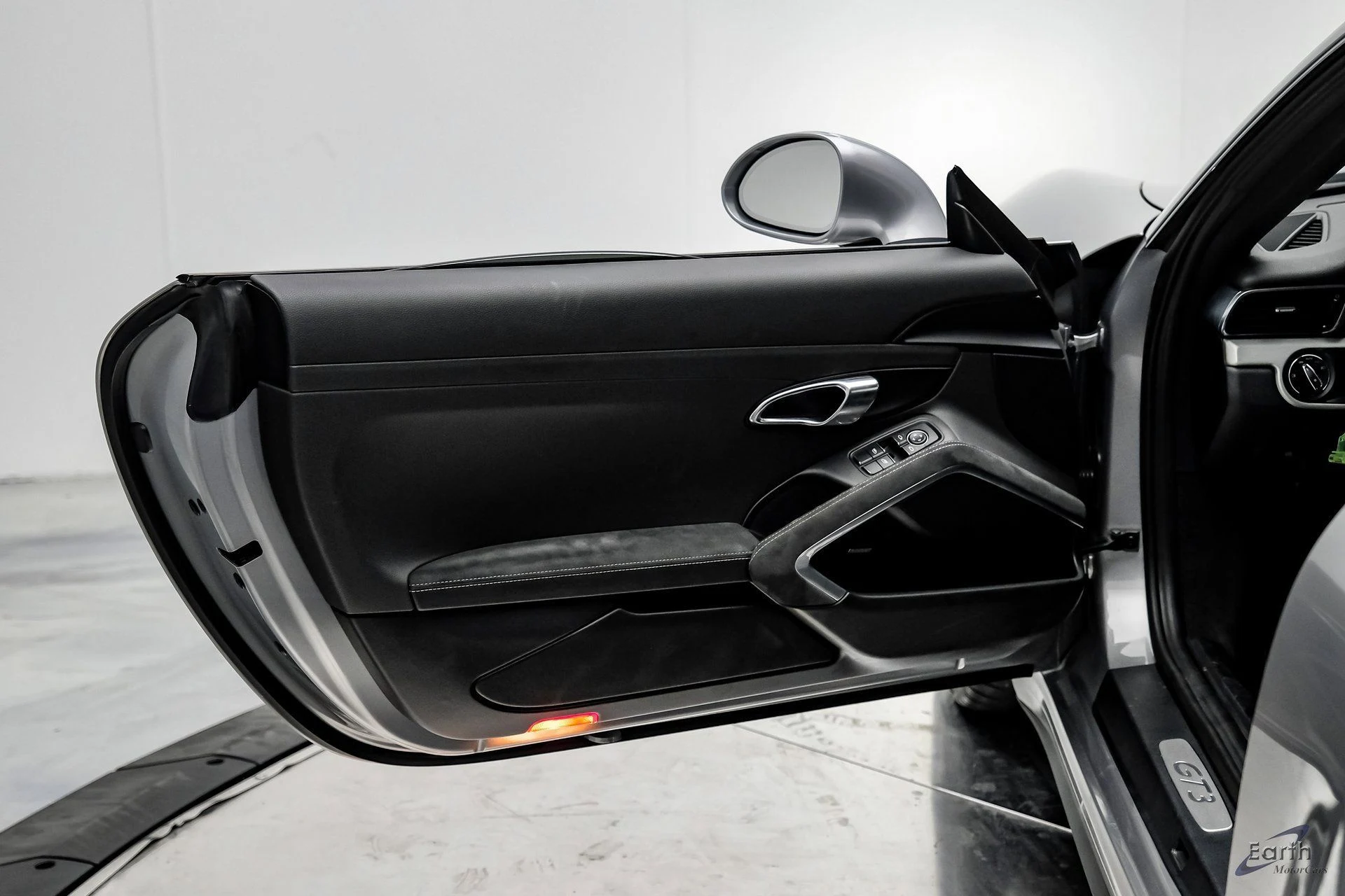 mph068_1551732159_cefedf57c28b90bba5036619c326090fx_46eccd600f