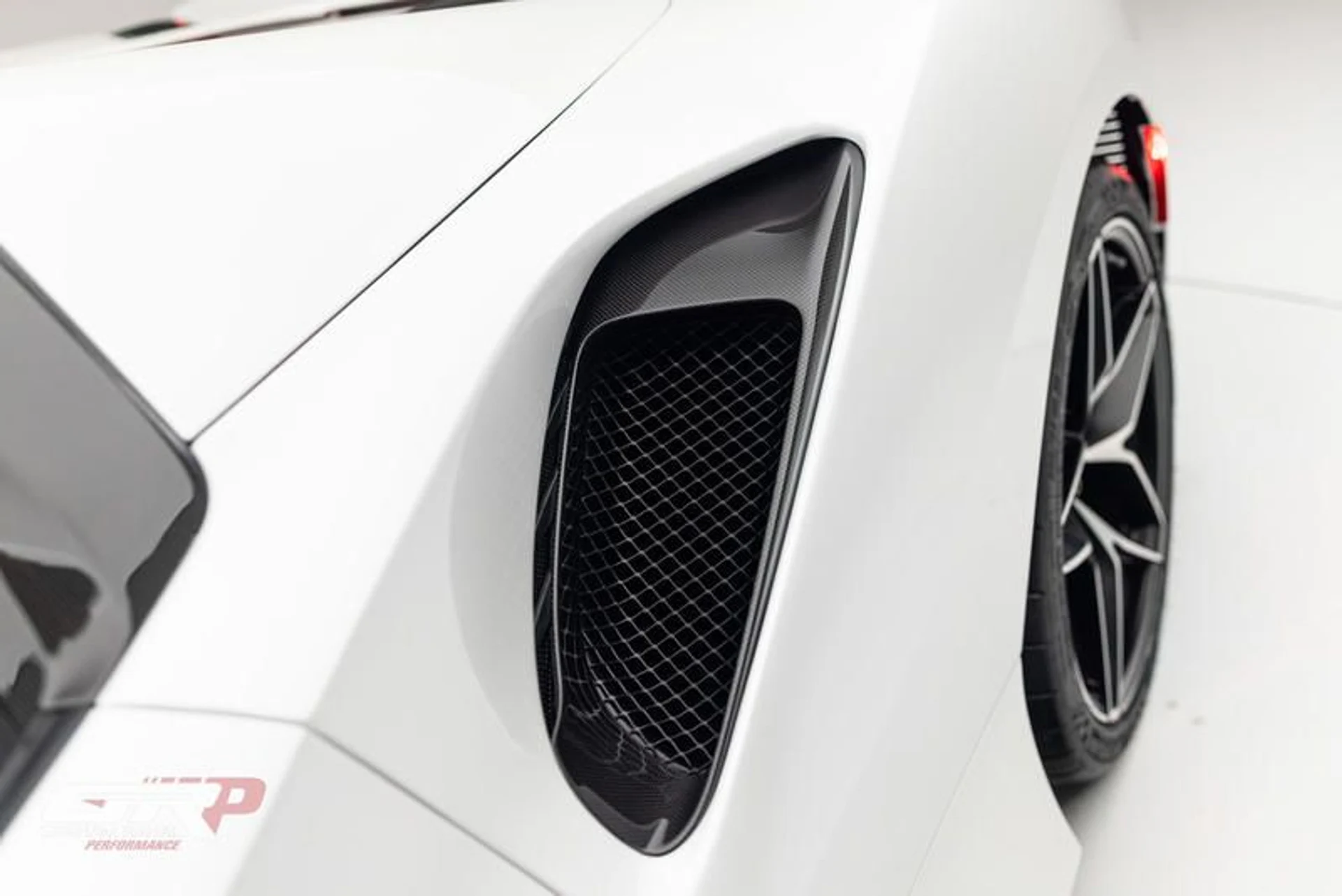 mph068_155715288_30_AA_88_E1_C31_E_4370_B5_CF_0_A70_AE_29_E025_1c0e071b95