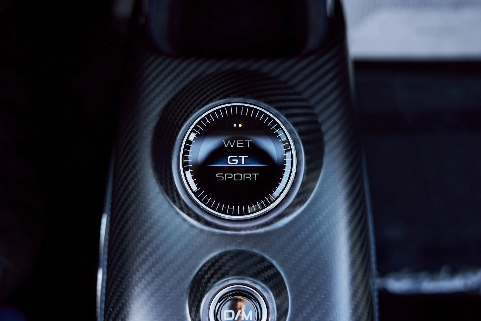 mph068_15715853_Used_2023_Maserati_MC_20_1769481307_7bd29a1b15