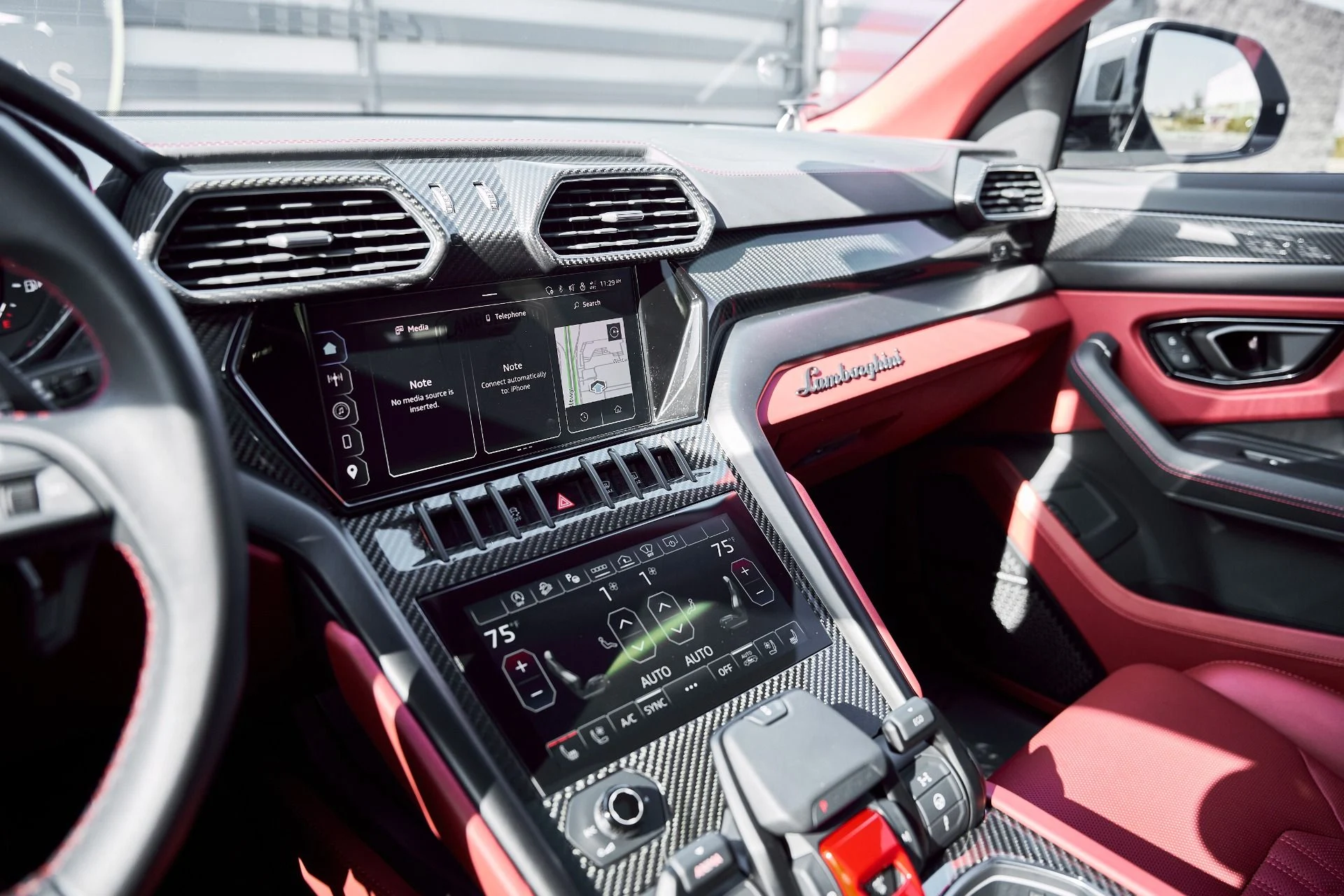 mph068_1582435868_Used_2024_Lamborghini_Urus_S_1769733340_9f42666366