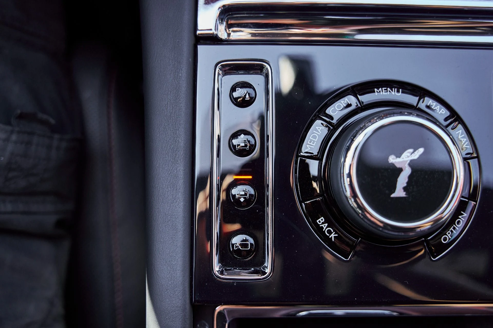 mph068_163714689_Used_2023_Rolls_Royce_Ghost_1770699627_20cbe552ea