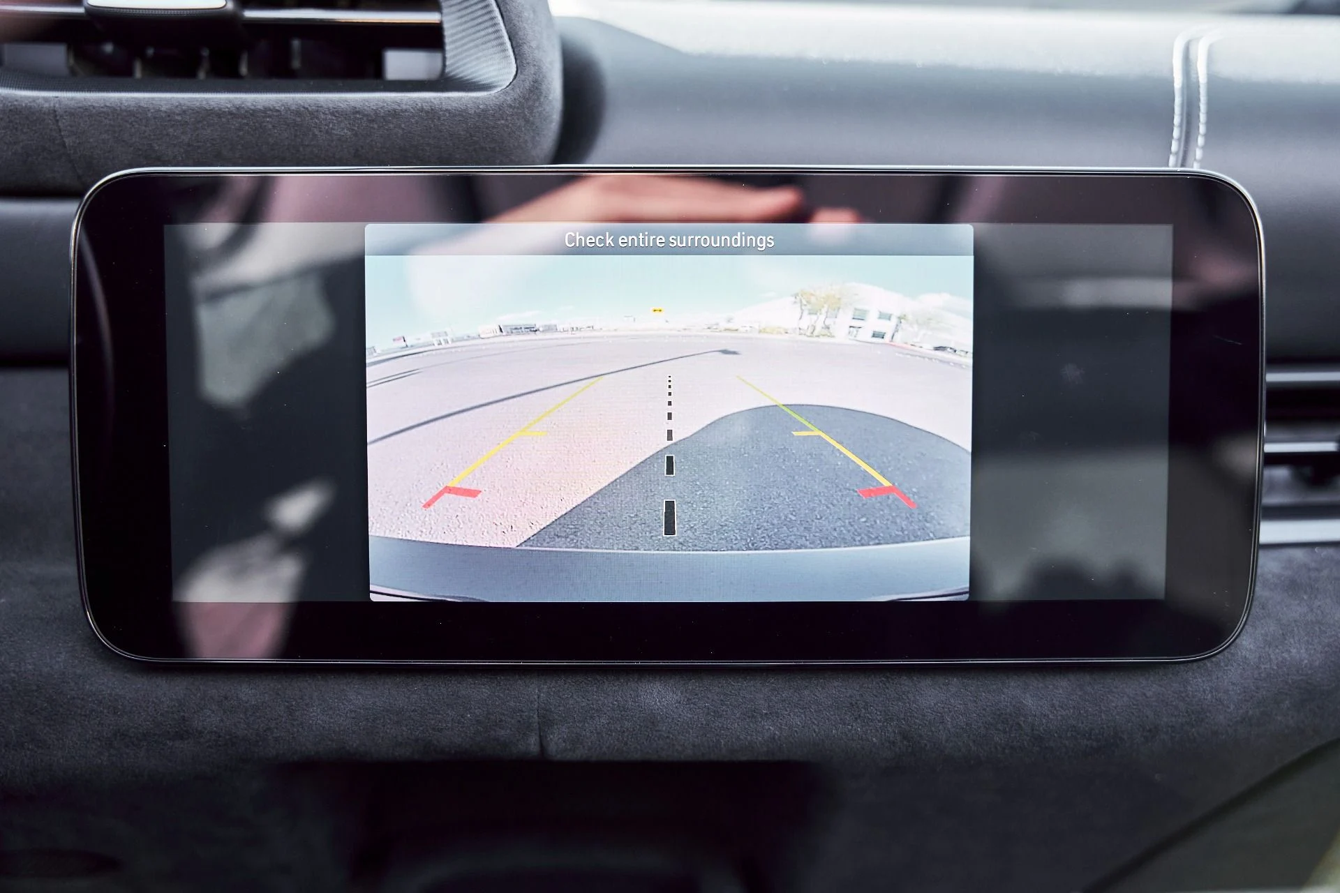 mph068_1673165375_Used_2024_Maserati_MC_20_1771382134_67f6cdc34b