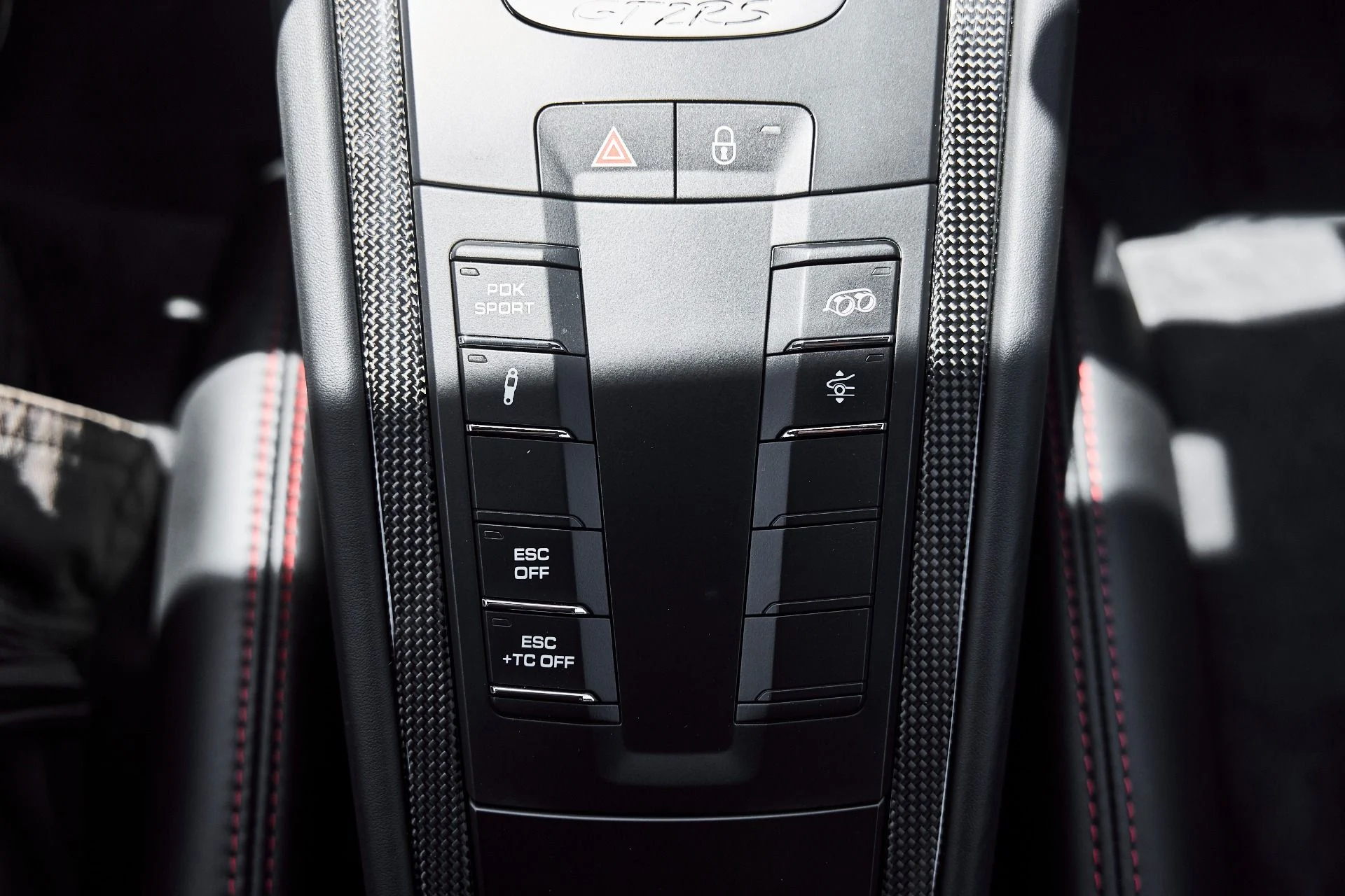 mph068_1712350966_Used_2018_Porsche_911_GT_2_RS_1778881008_d05ab91228