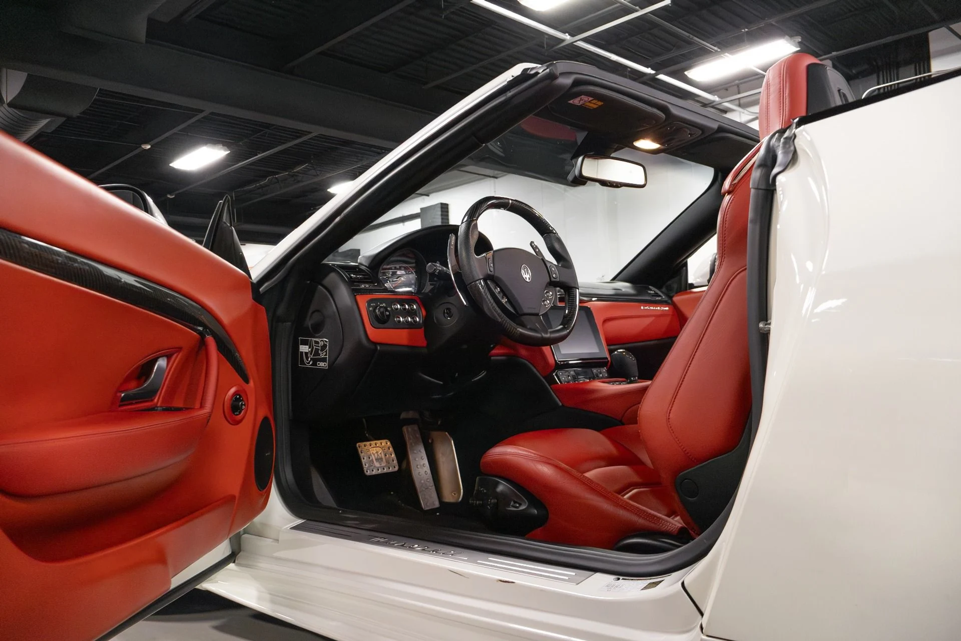 mph068_1748704283_Used_2018_Maserati_Gran_Turismo_1761598740_de87c37050