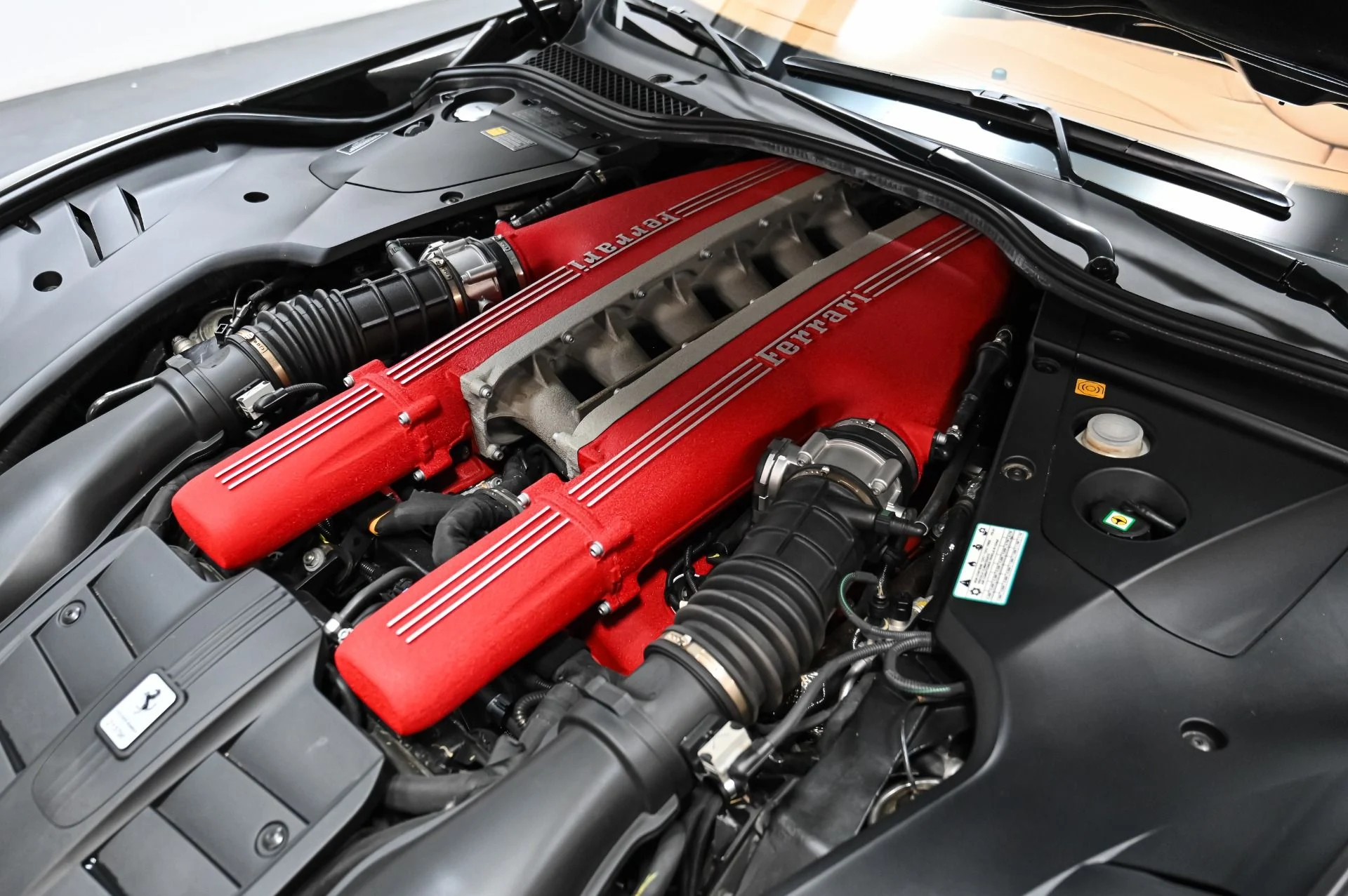 mph068_1759725960_Used_2016_Ferrari_F12_Berlinetta_1756933950_c3536c5be8