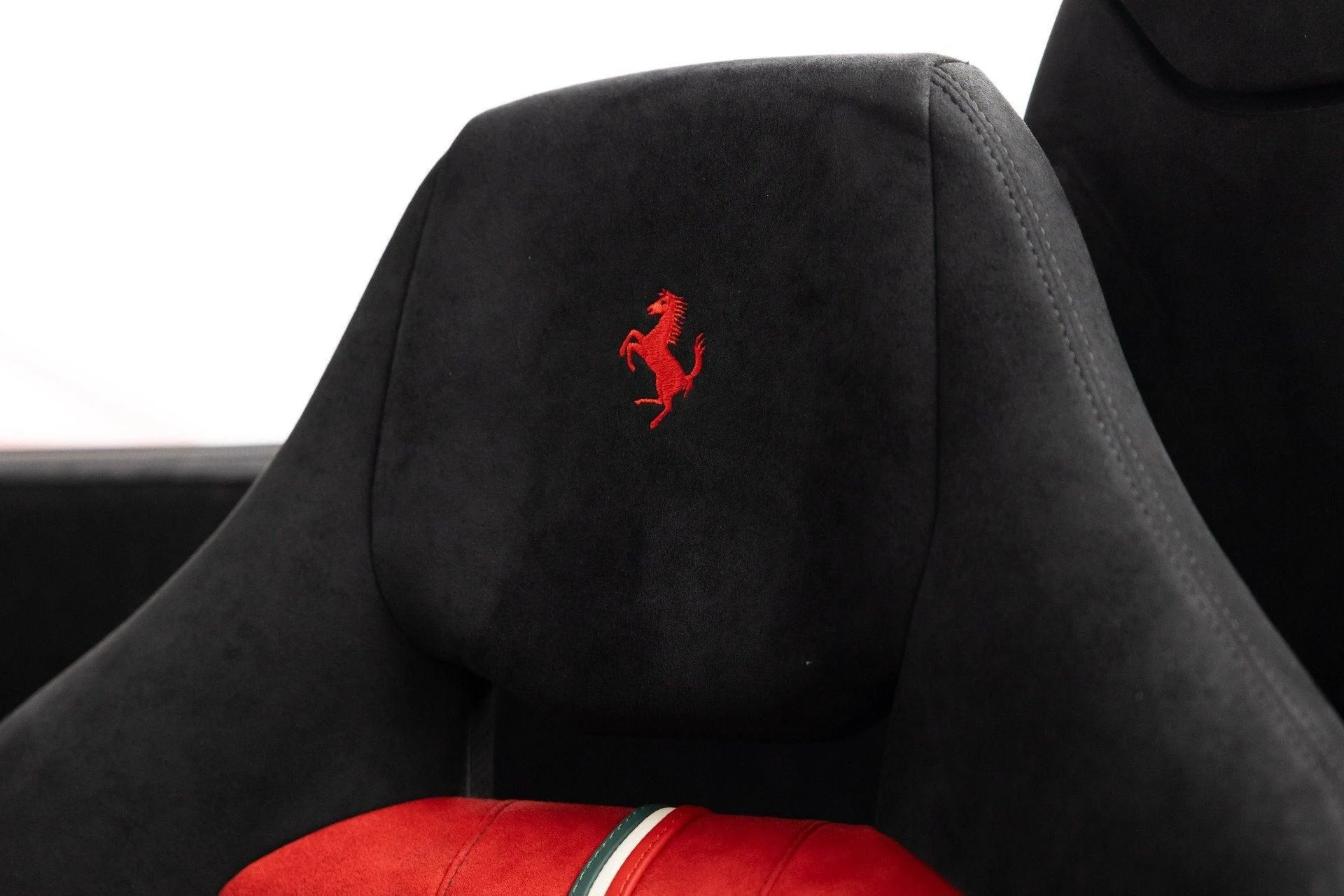 mph068_1825290101_Used_2020_Ferrari_488_Pista_Spider_1786793411_093b1e0be2