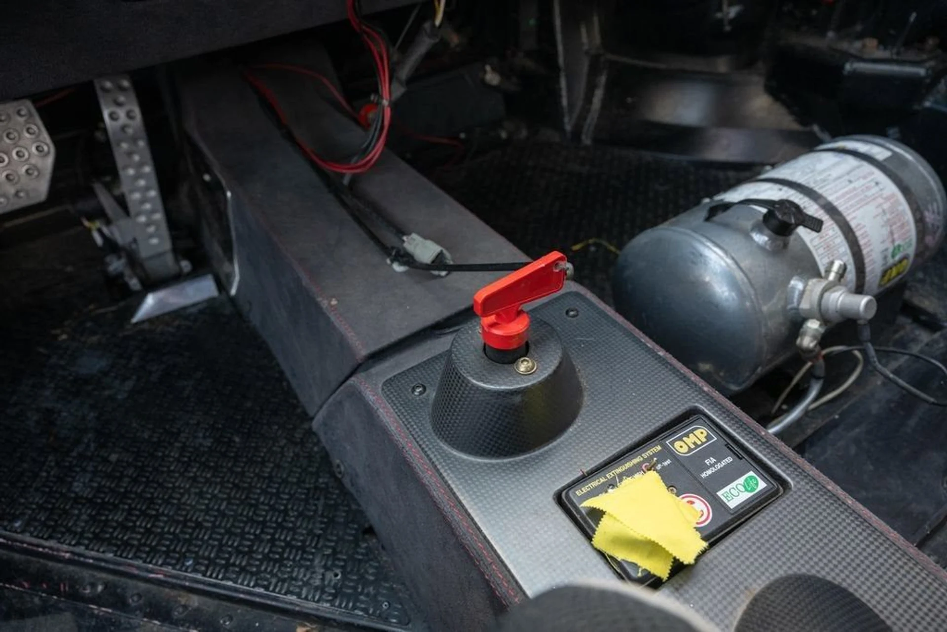 mph068_1858073161_d99ebed57851488da6f8af298f61c51e_390154804c