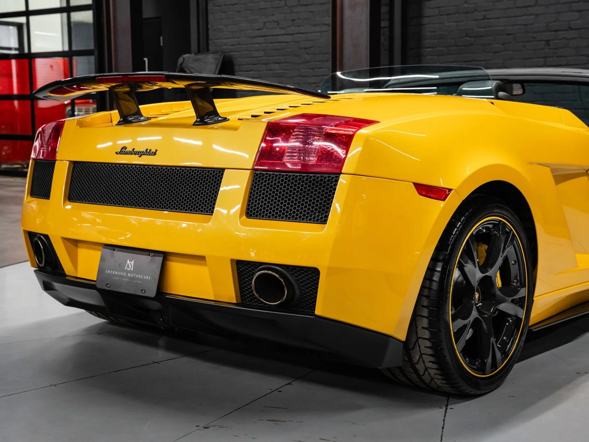 mph068_1876271345_lamborghini_gallardo_2006_2f3a9ef8e4