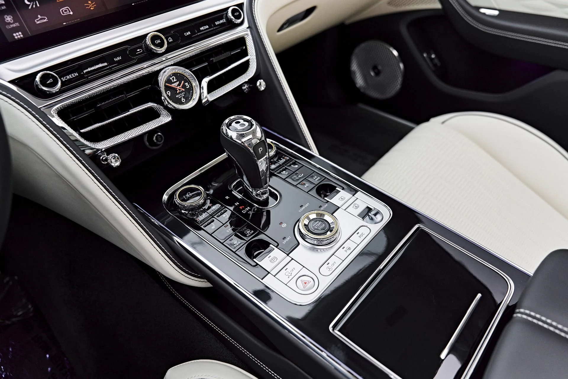 mph068_1905482586_Used_2022_Bentley_Flying_Spur_W12_1786226264_da7c1d39f2