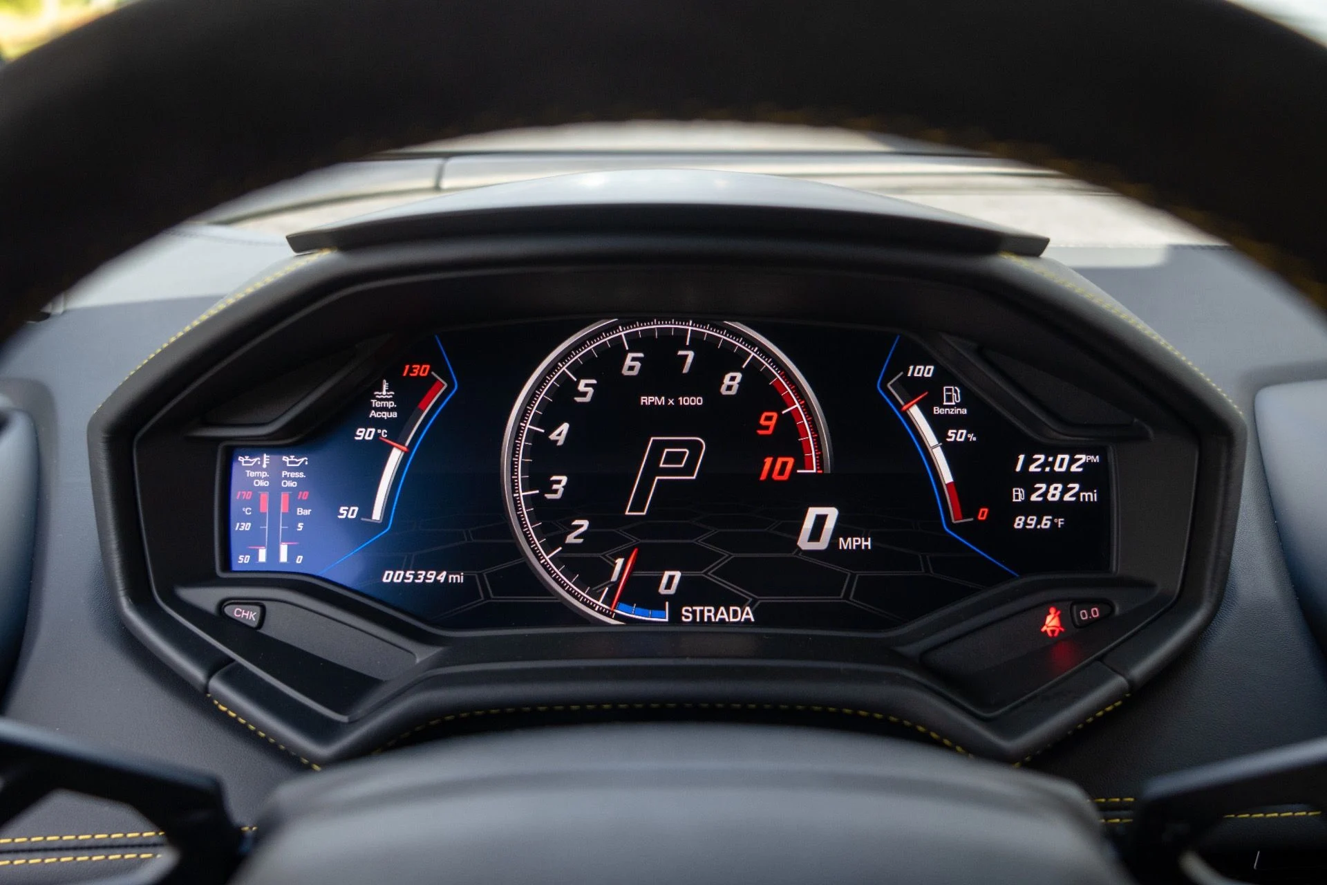 mph068_1955917947_Used_2022_Lamborghini_Huracan_EVO_1764129423_7af8f259ce