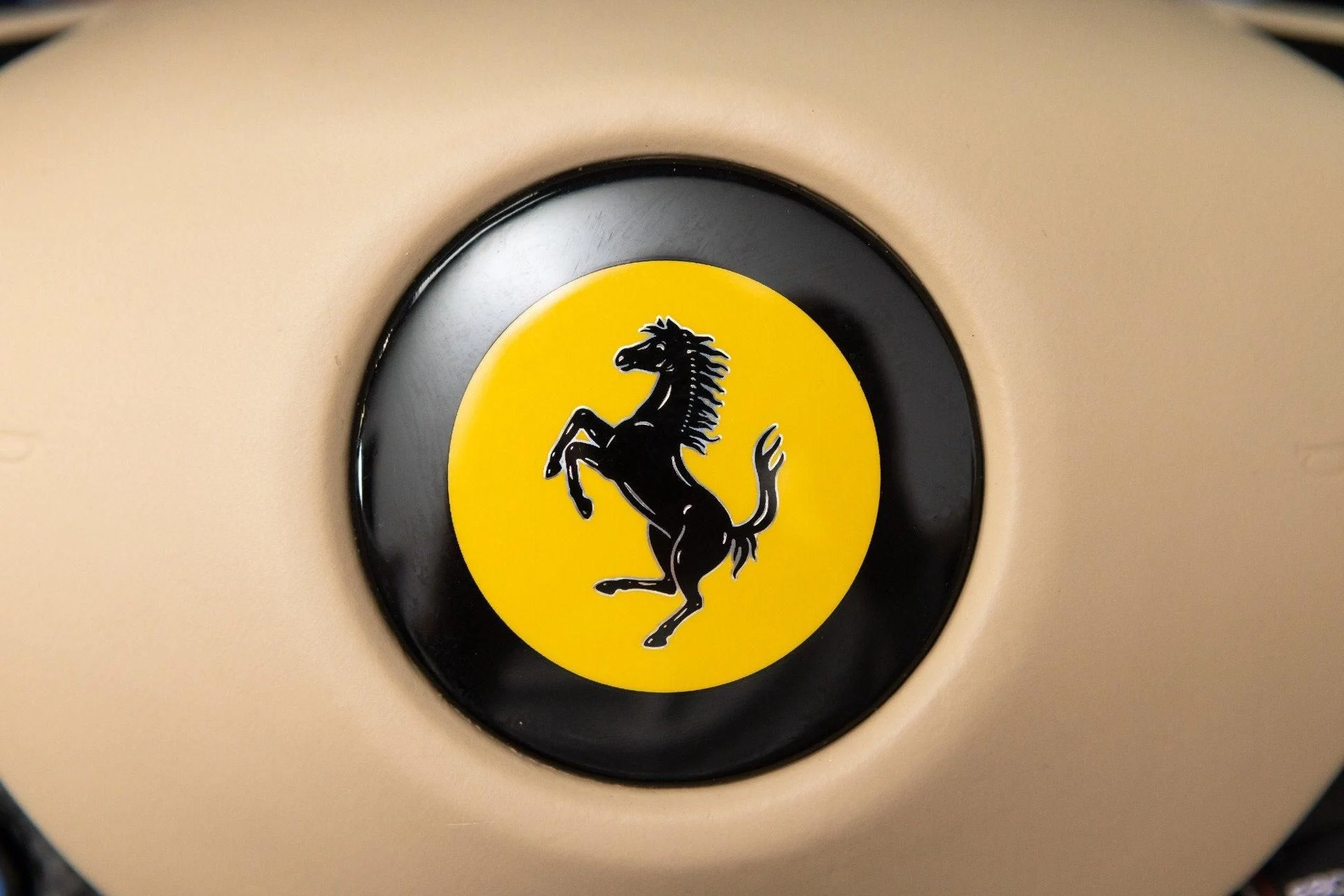 mph068_210766105_Used_2019_Ferrari_Portofino_1792504077_f776b03520