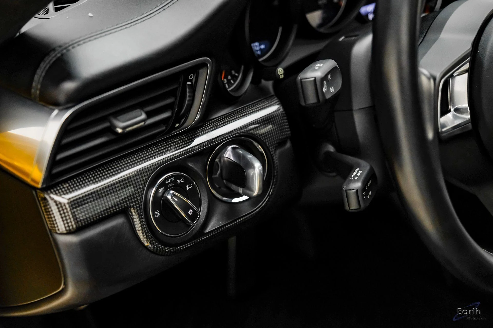 mph068_2138345077_54177551b01781489d4835afb7d53bf8x_ffdd85008d