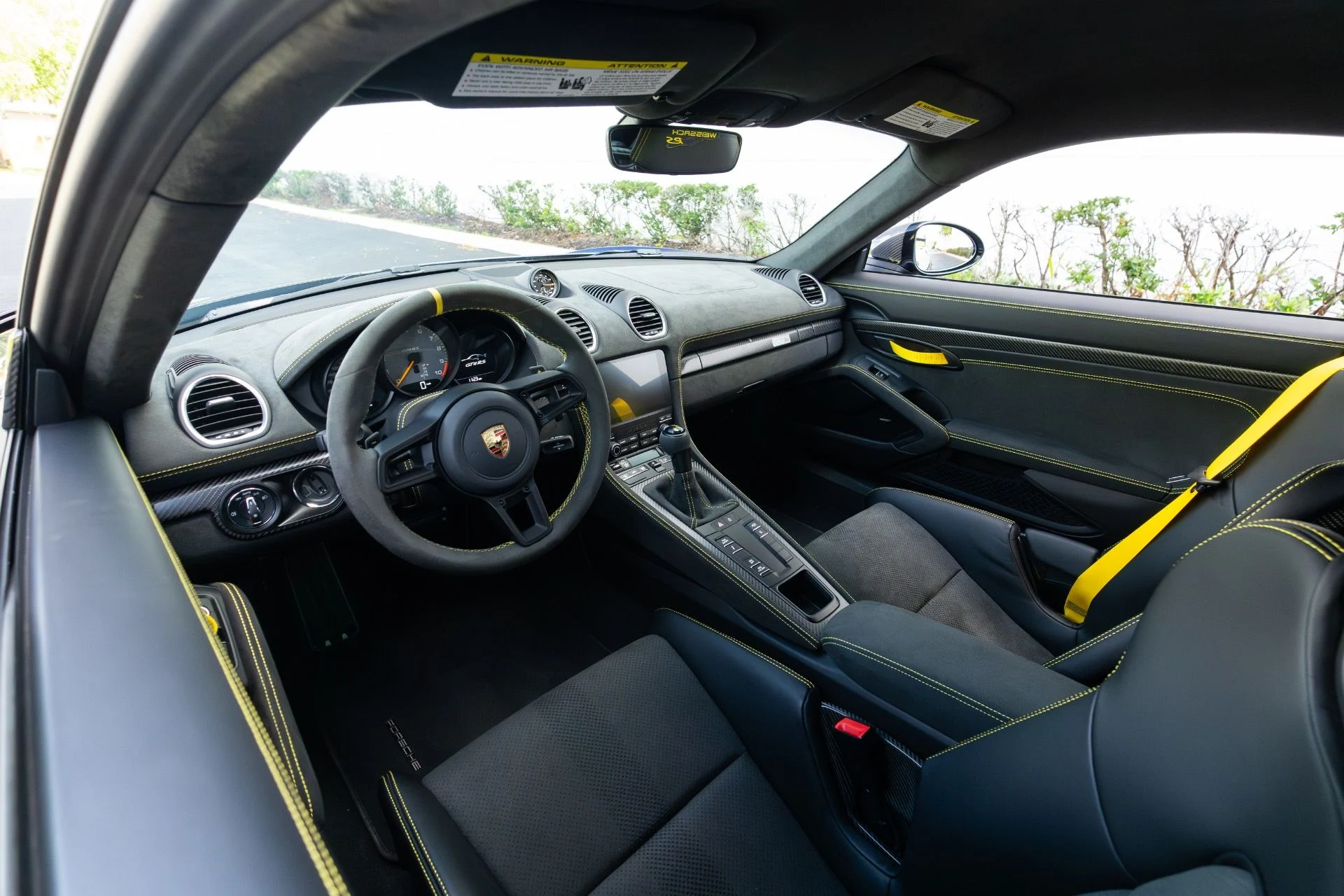 mph068_2154521270_Used_2024_Porsche_718_Cayman_GT_4_RS_1775021157_b27336661f