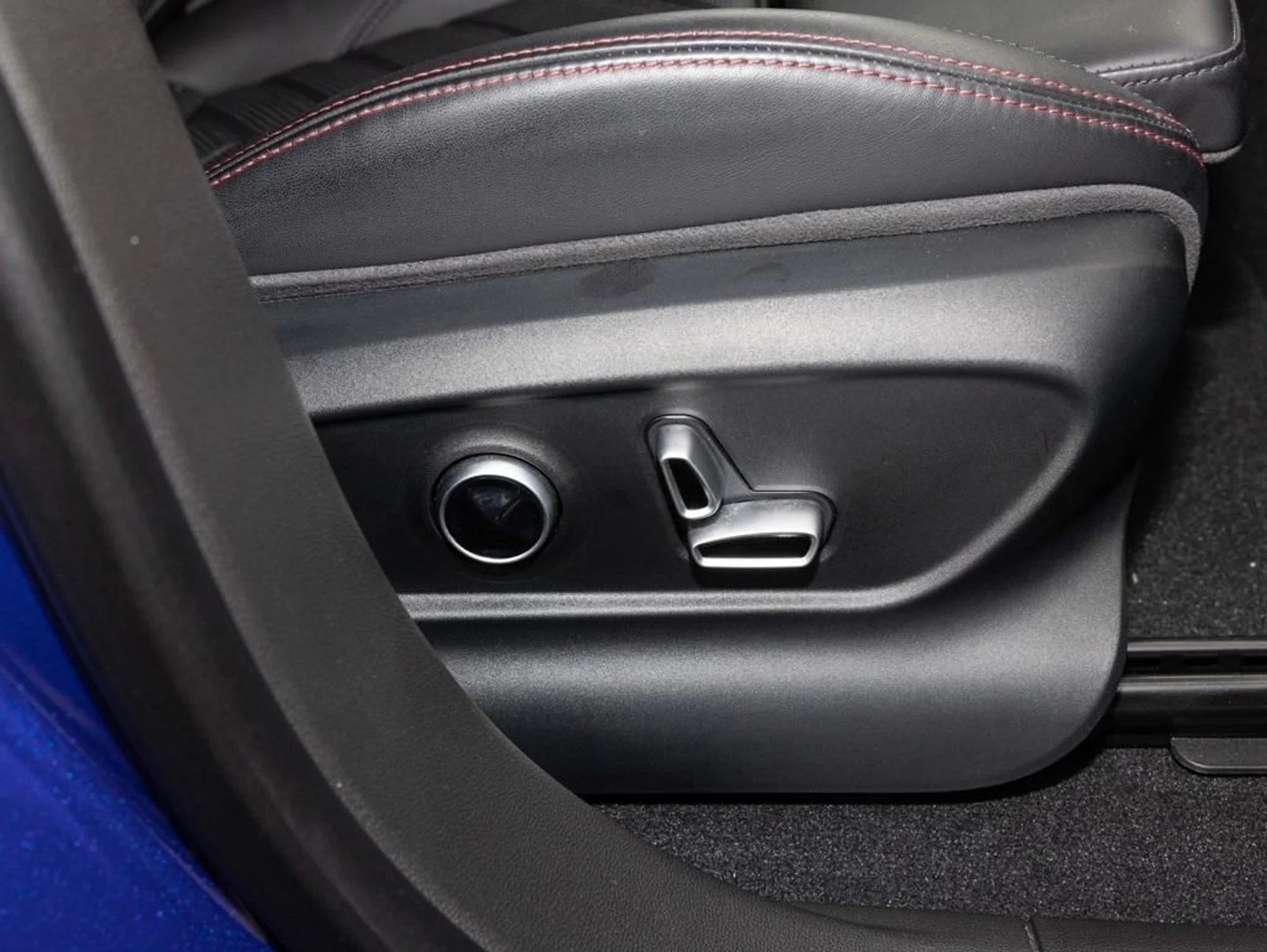 mph068_2249406259_472374604_6925efc142064a968b9b8550_2ea66325bf