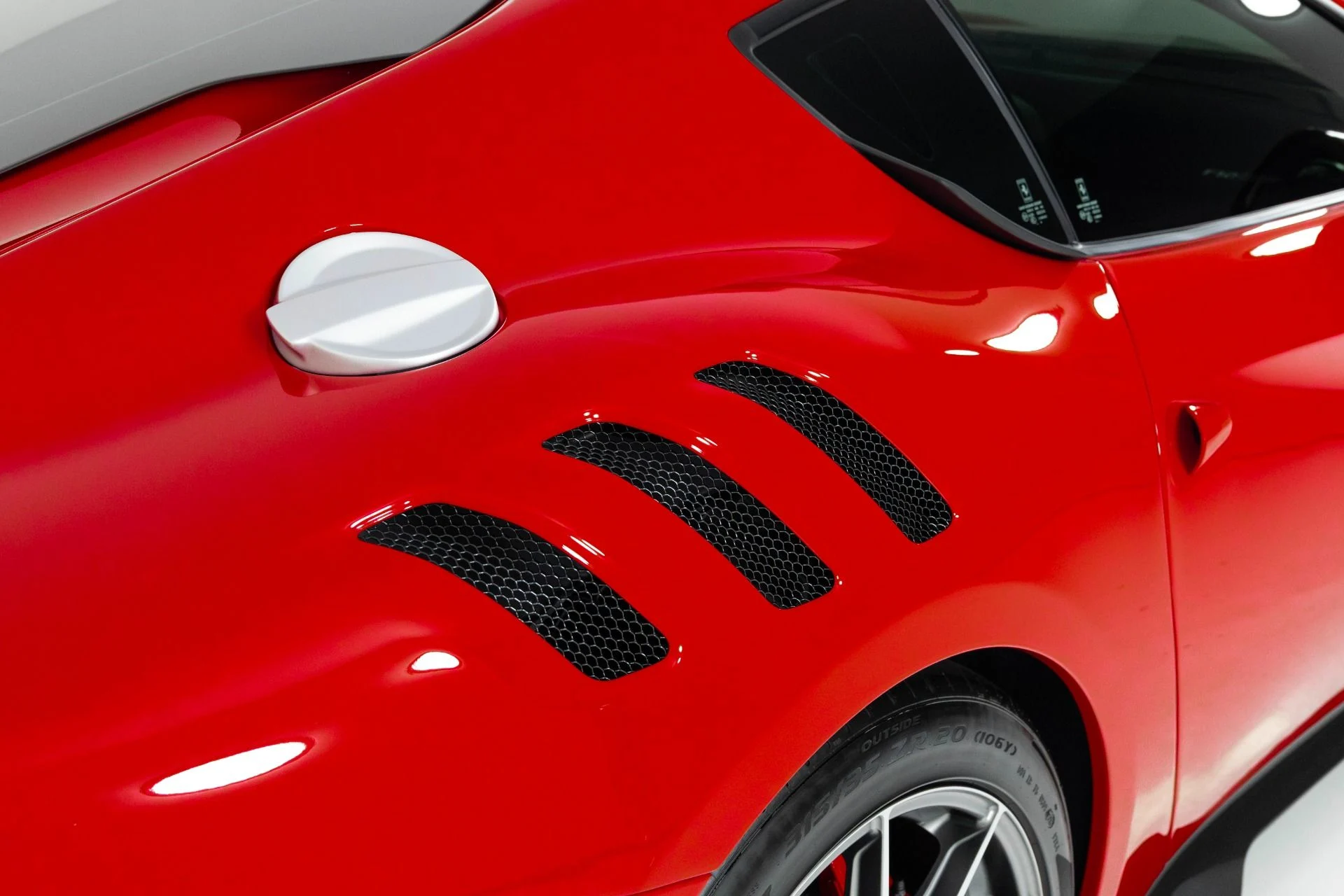 mph068_228436665_Used_2017_Ferrari_F12_TDF_1760045752_db93623997