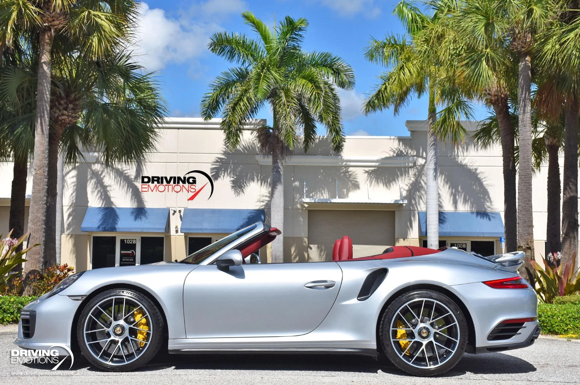 mph068_2294755611_866_p69_l_e125a653f9