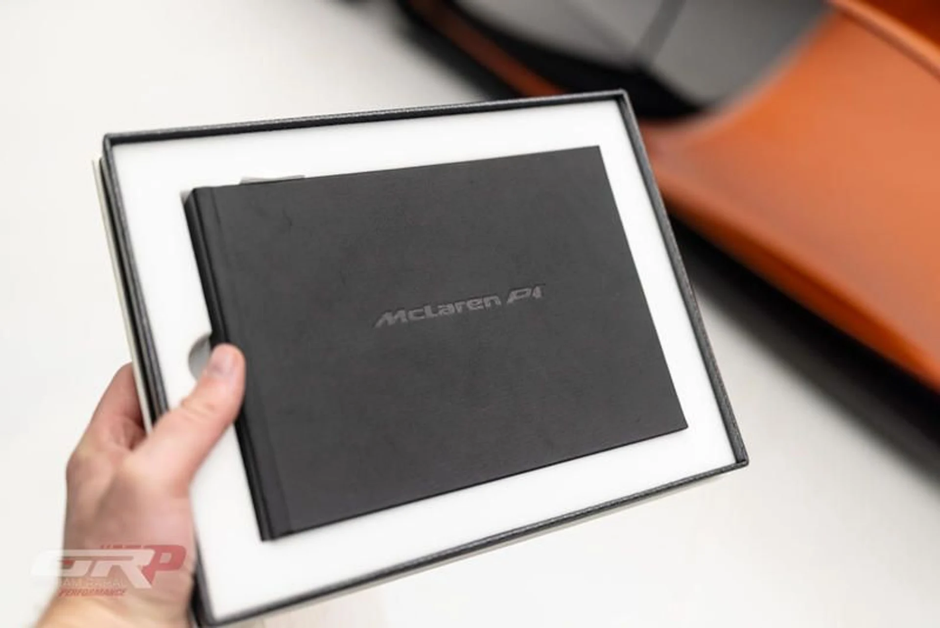 mph068_2348246319_413_E1_D18_3451_4_AE_9_98_EE_94_BC_29_B9_B006_33637714ad