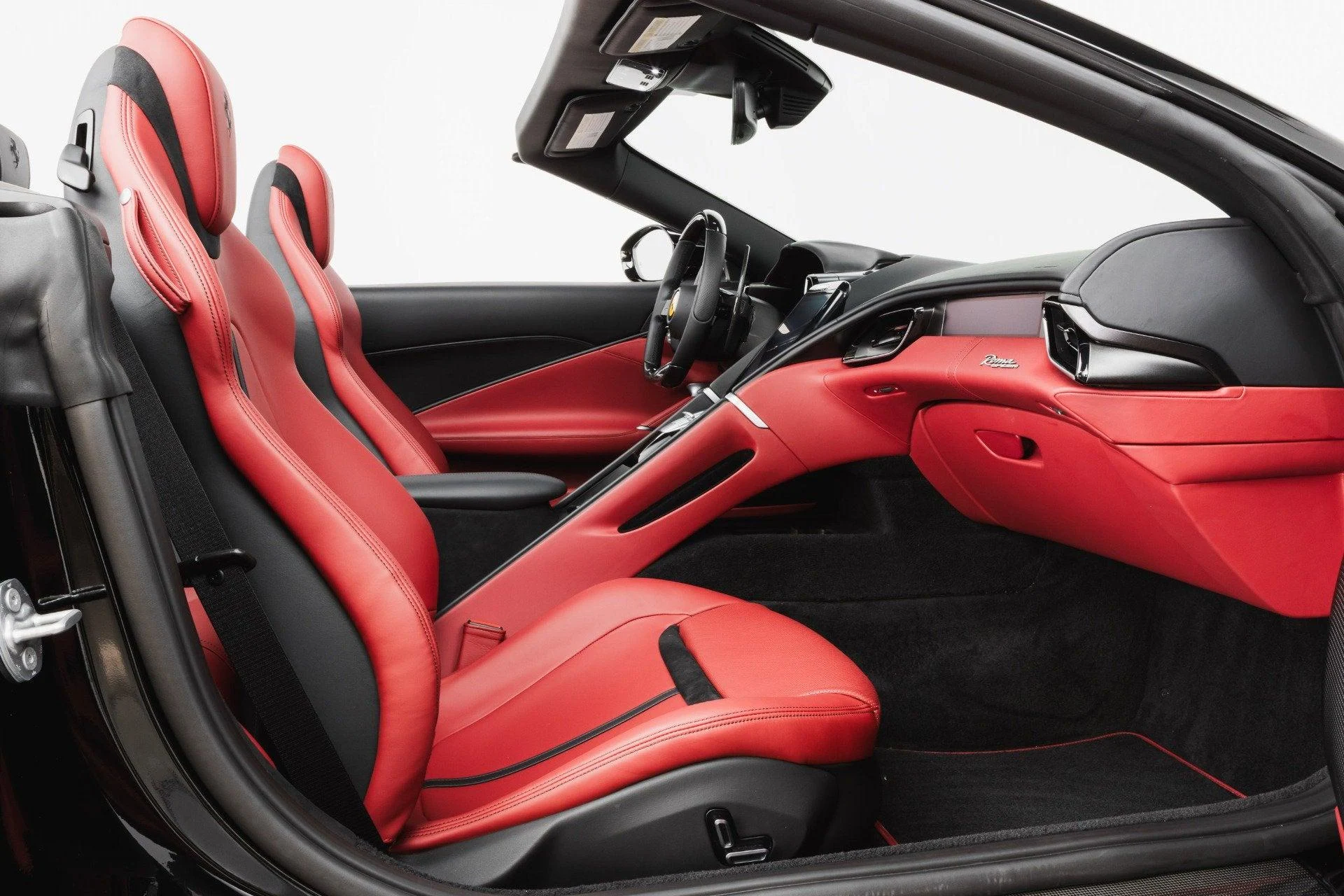 mph068_237392851_Used_2024_Ferrari_Roma_Spider_1777350176_2b7546dd6f