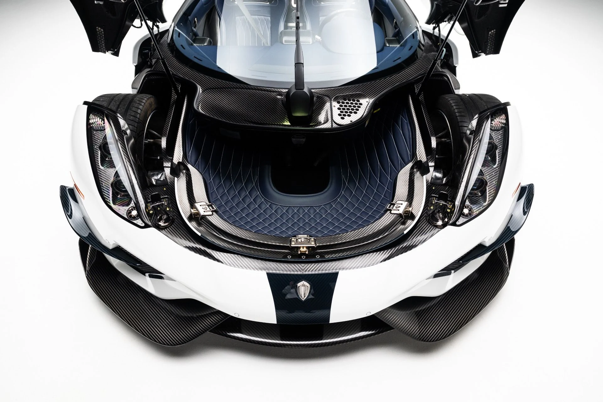 mph068_2378224828_13358_p69_l_c417a3f2ac