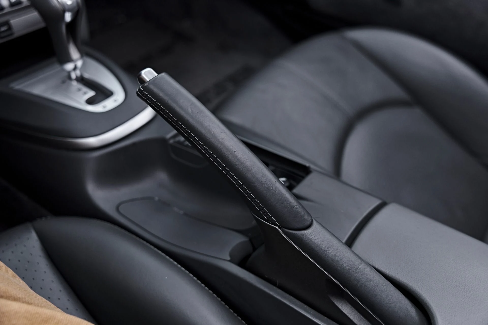 mph068_2411372500_Used_2005_Porsche_911_Carrera_S_1791837383_9c573ed116