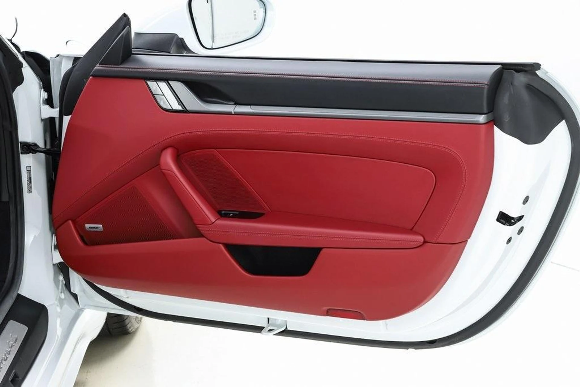 mph068_2447591507_a_B5uzg_J_Wv4piz_IBDH_Si_S_Zuj_Y_Fd_U_da0886aedc