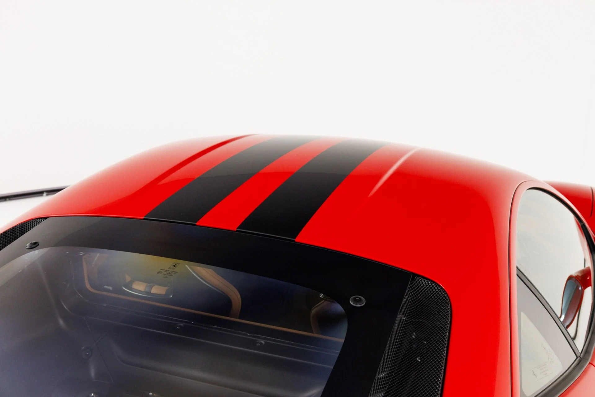 mph068_2453225384_Used_2020_Ferrari_488_Pista_1774991862_632792197a