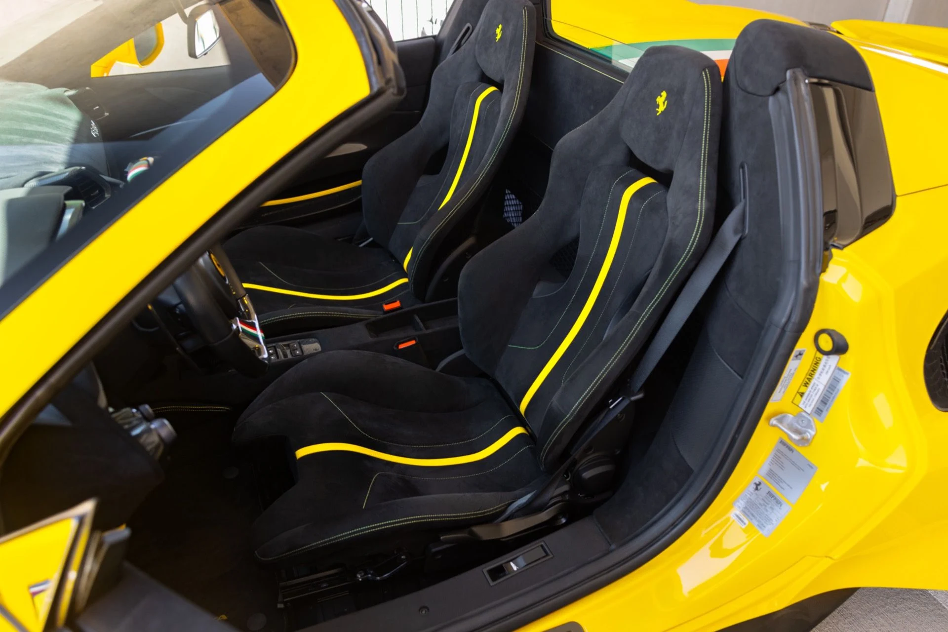 mph068_2470518989_Used_2020_Ferrari_488_Pista_Spider_1785218764_46a7f23c1b