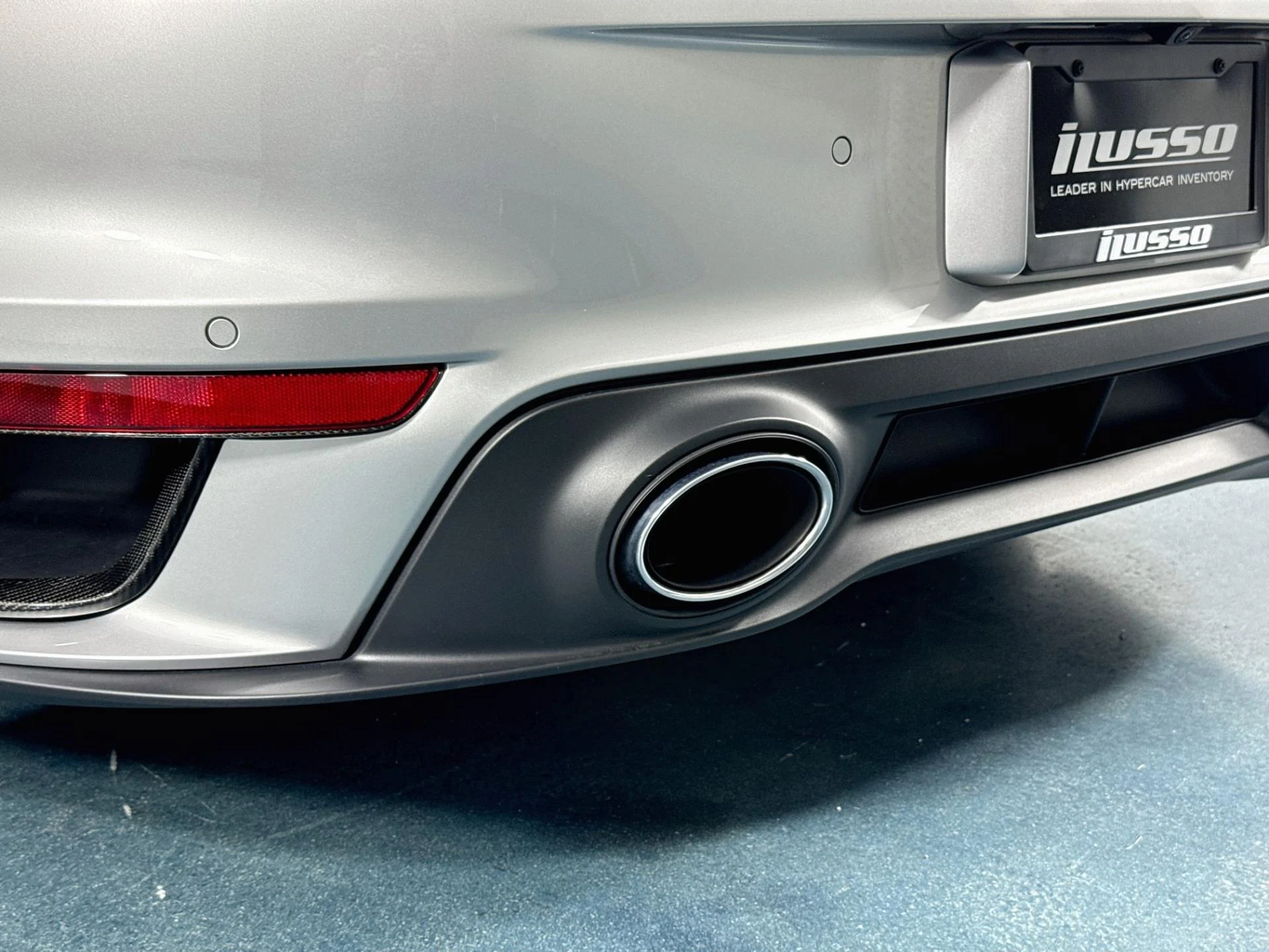 mph068_2509237618_Used_2023_Porsche_911_Turbo_S_1791837376_aecf21fbd7