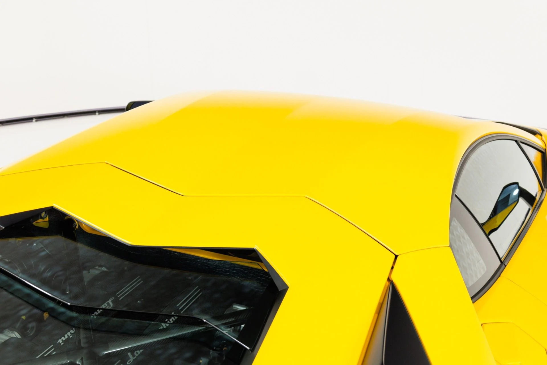 mph068_2526813449_Used_2016_Lamborghini_Aventador_LP_750_4_Superveloce_1785278593_64fa9262d3