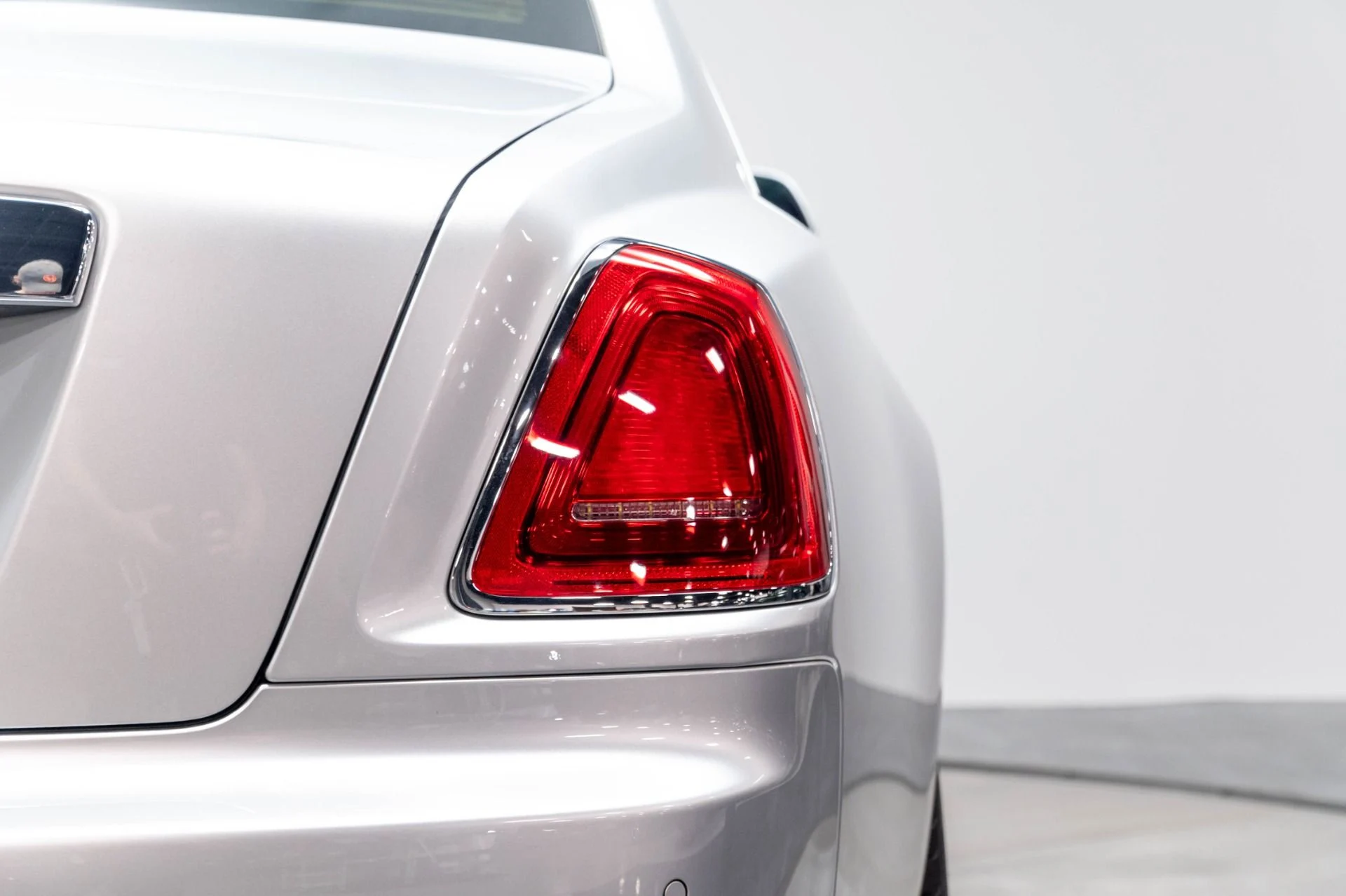 mph068_2619712295_Used_2012_Rolls_Royce_Ghost_1778014944_e1cbb1cebd