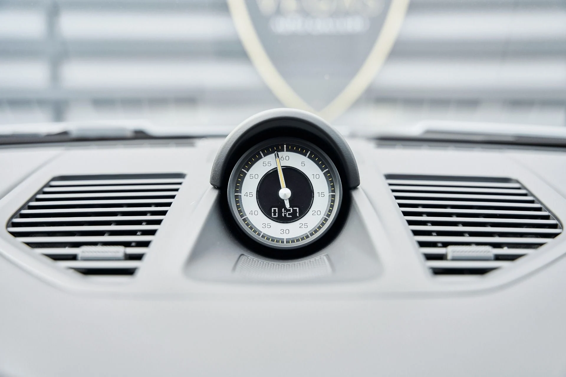 mph068_2694435938_Used_2023_Porsche_911_GT_3_1771295206_1981a89c41