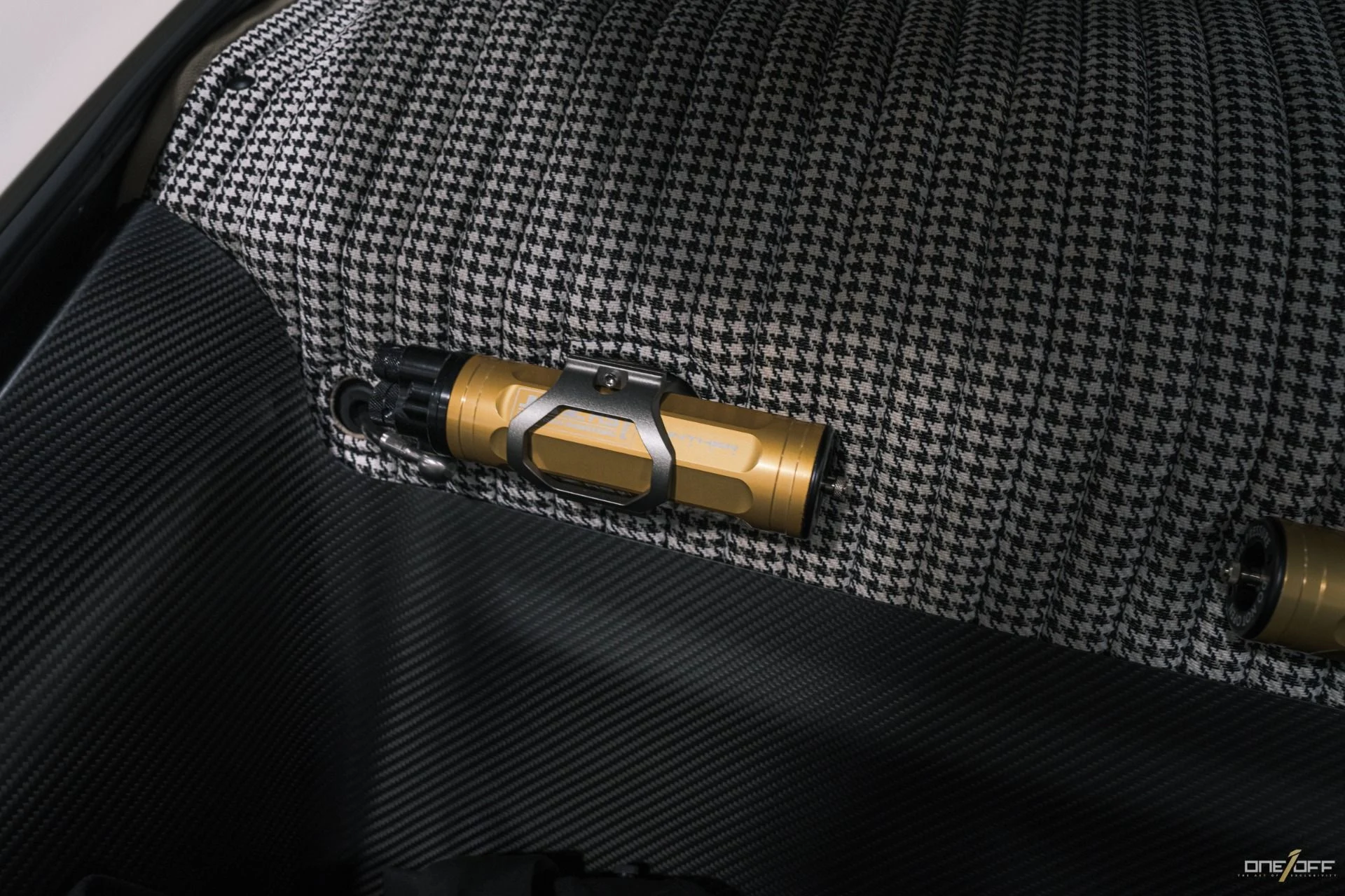 mph068_2709693579_Used_1997_Porsche_911_Gunther_Werks_Speedster_1762323698_5e0976a6d5