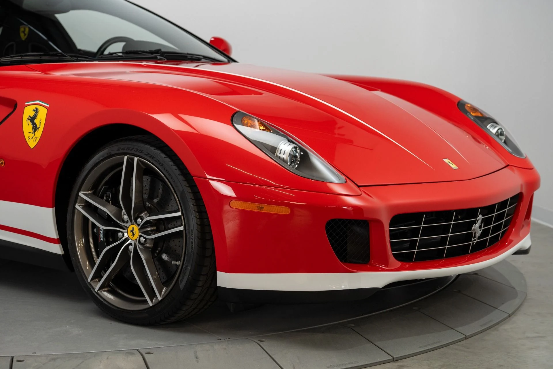 mph068_2727365657_Used_2011_Ferrari_599_GTB_Fiorano_60_F1_Alonso_Edition_1773860194_569f823961