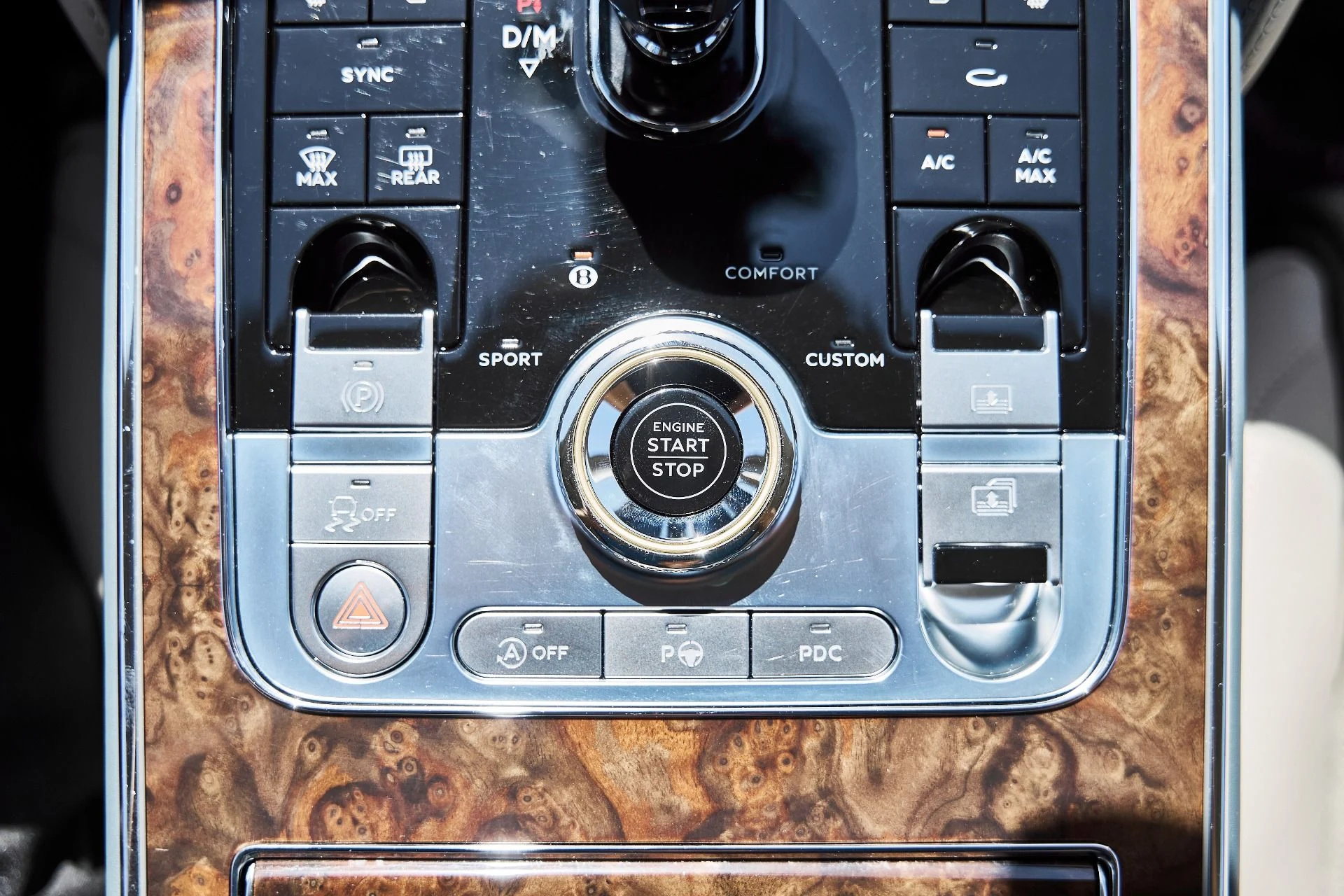 mph068_2805787741_Used_2022_Bentley_Flying_Spur_W12_1781229087_c95d063044