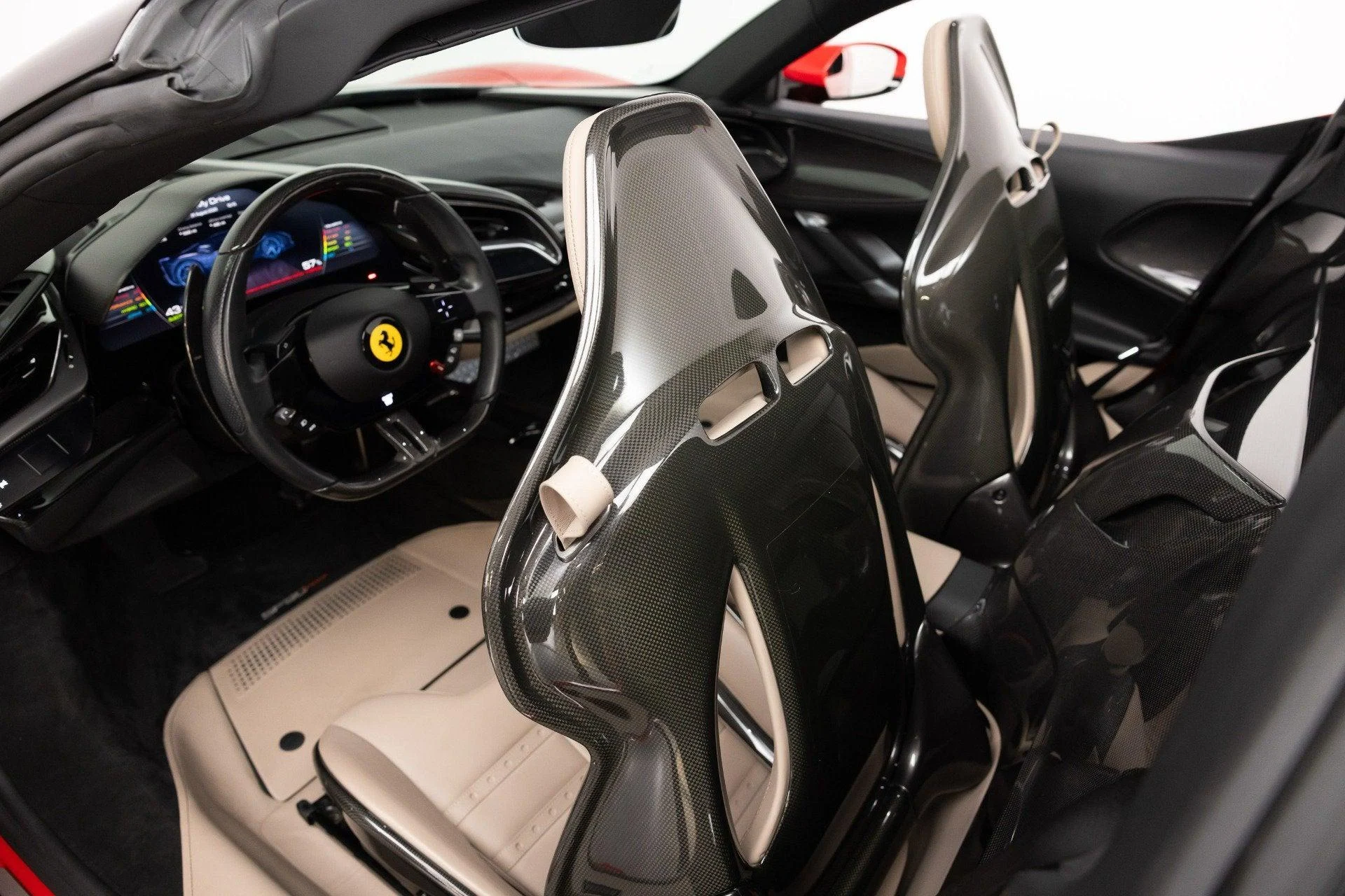 mph068_2921494779_Used_2022_Ferrari_SF_90_Spider_1788256001_5a23fc9dc7