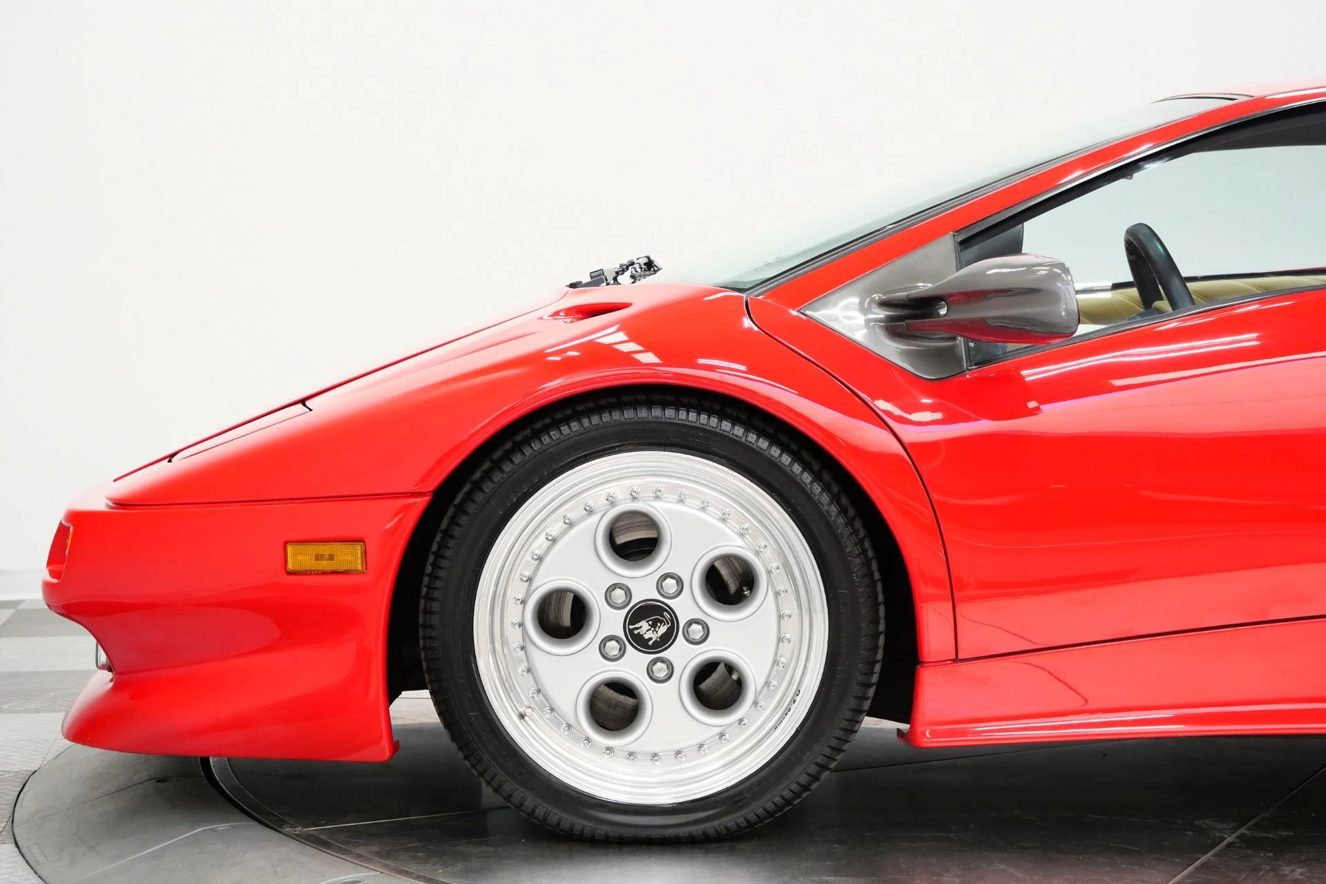 mph068_2926928509_Used_1991_Lamborghini_Diablo_Extremely_Low_Miles_Collector_Grade_1787850744_97f49a54ff