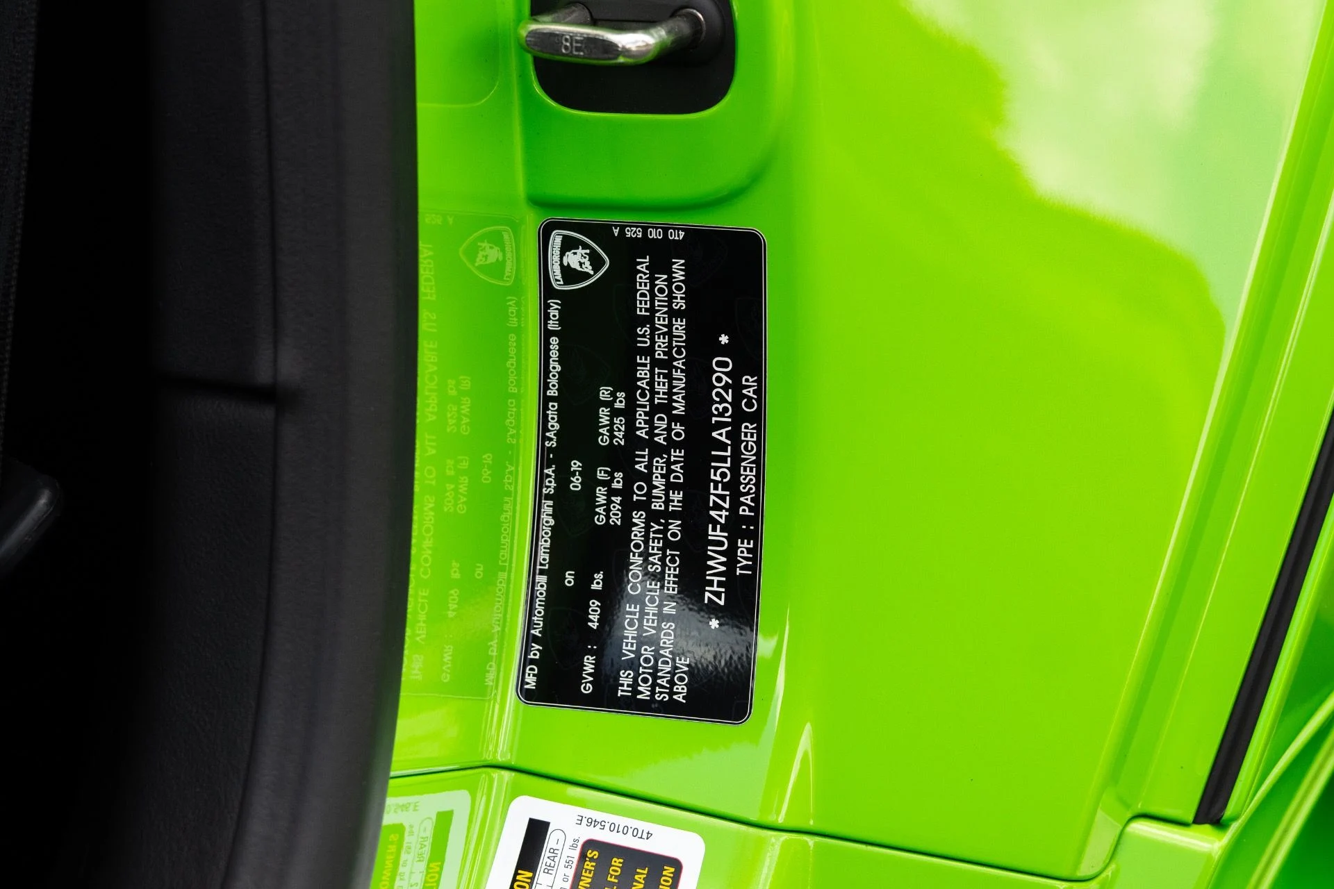 mph068_2936140822_Used_2020_Lamborghini_Huracan_EVO_1770872075_77ee181729