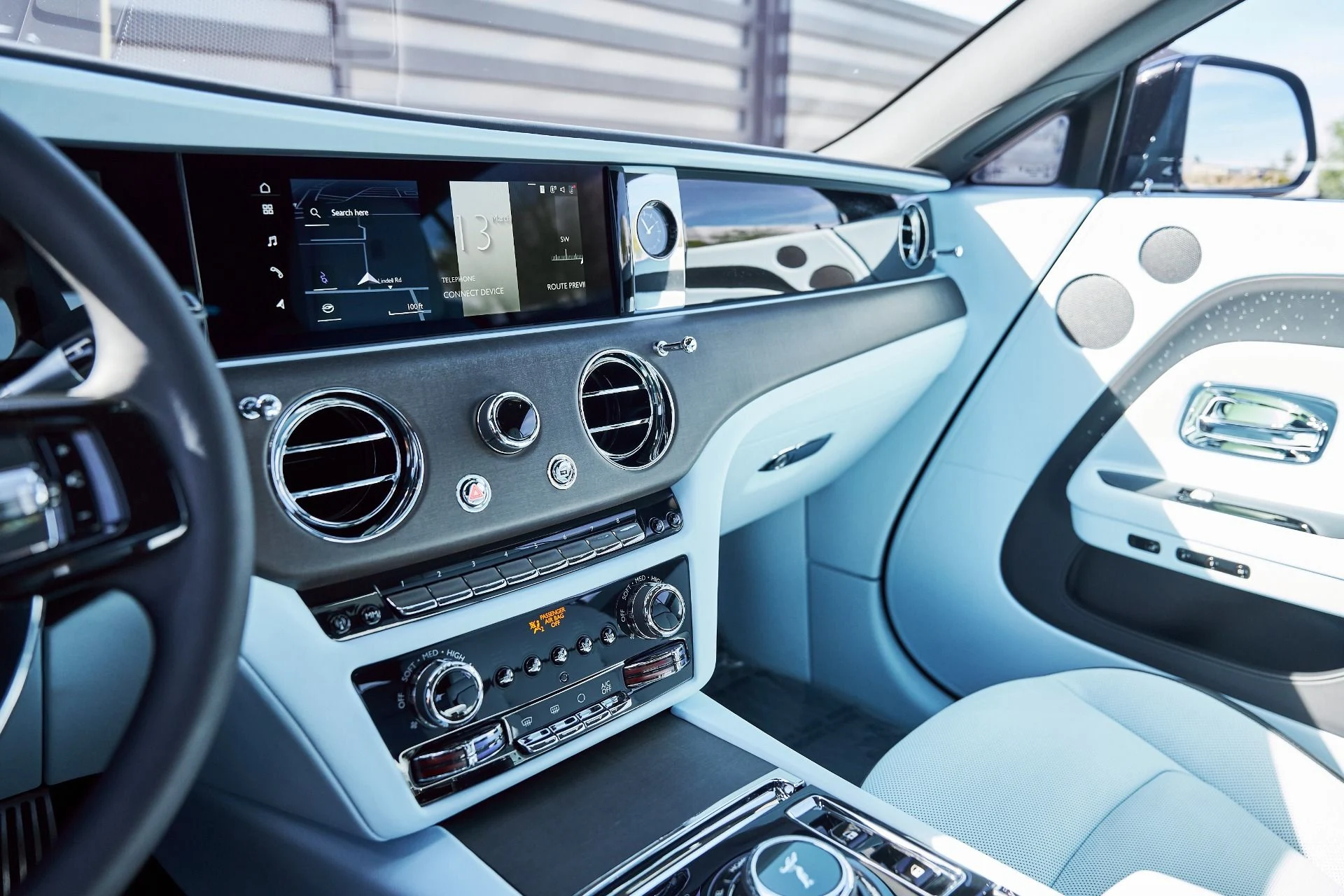 mph068_2938121224_Used_2025_Rolls_Royce_Spectre_Base_1773452582_d75a81762e