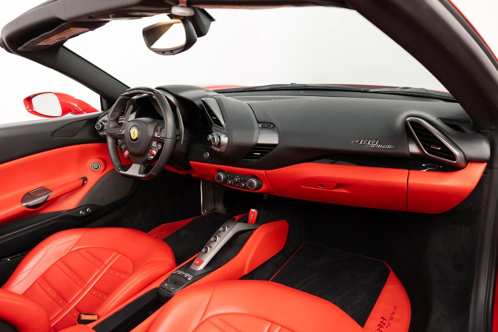 mph068_2950329580_Used_2017_Ferrari_488_Spider_1782928038_5231404b21
