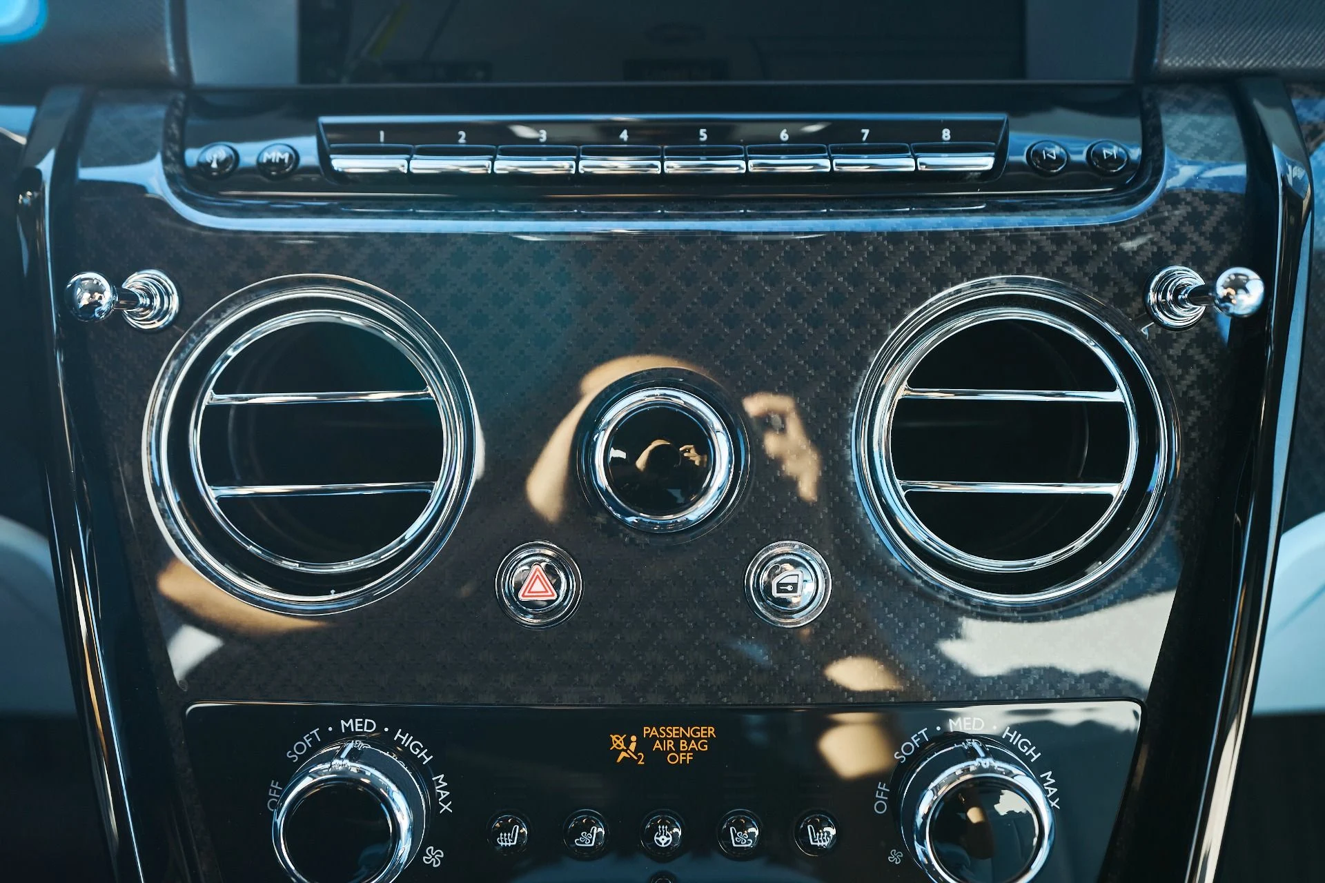 mph068_2960210035_Used_2022_Rolls_Royce_Cullinan_Black_Badge_1765411158_a67985afda