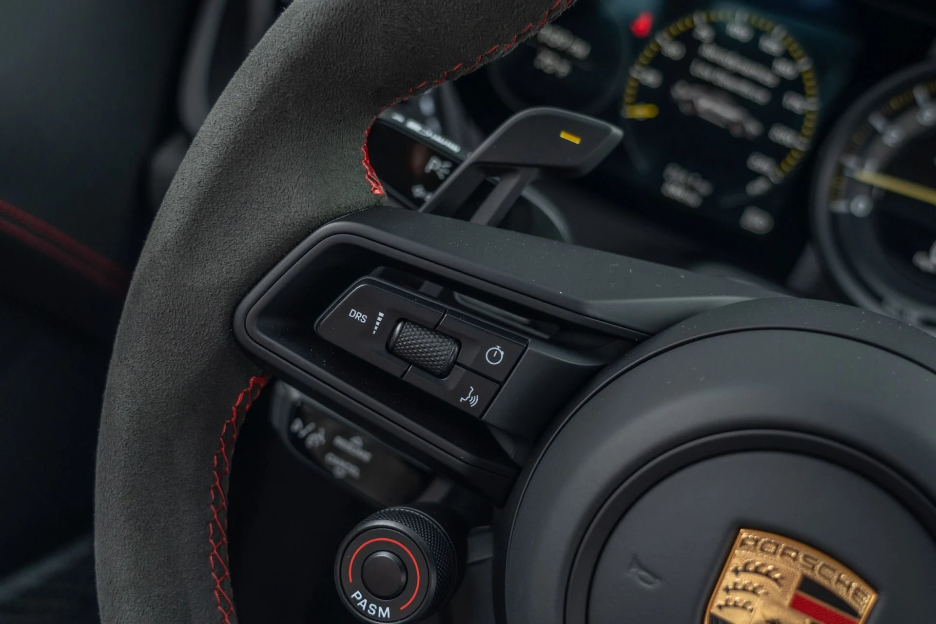 mph068_2997996045_Used_2025_Porsche_911_GT_3_RS_1758931250_24e0424301