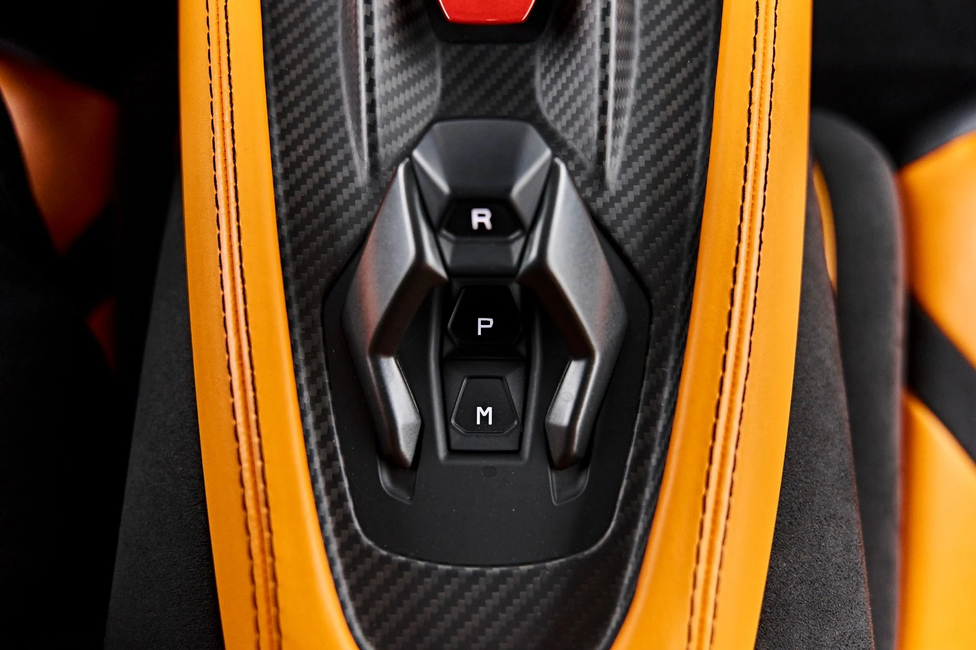 mph068_3024601522_Used_2024_Lamborghini_Revuelto_Base_1789623494_760dc98641