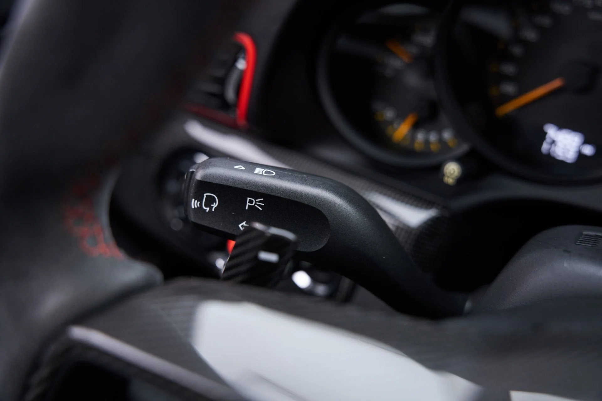 mph068_3080690498_Used_2018_Porsche_911_GT_2_RS_1792687247_c18d187972