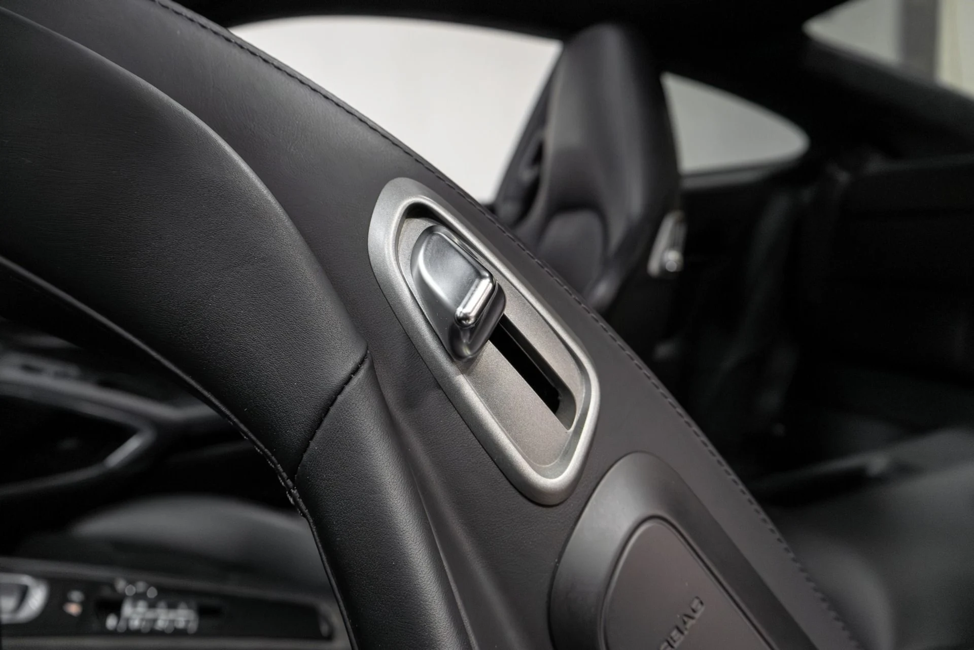 mph068_3095945256_Used_2015_Porsche_911_Turbo_S_1761834686_ee004e5f74