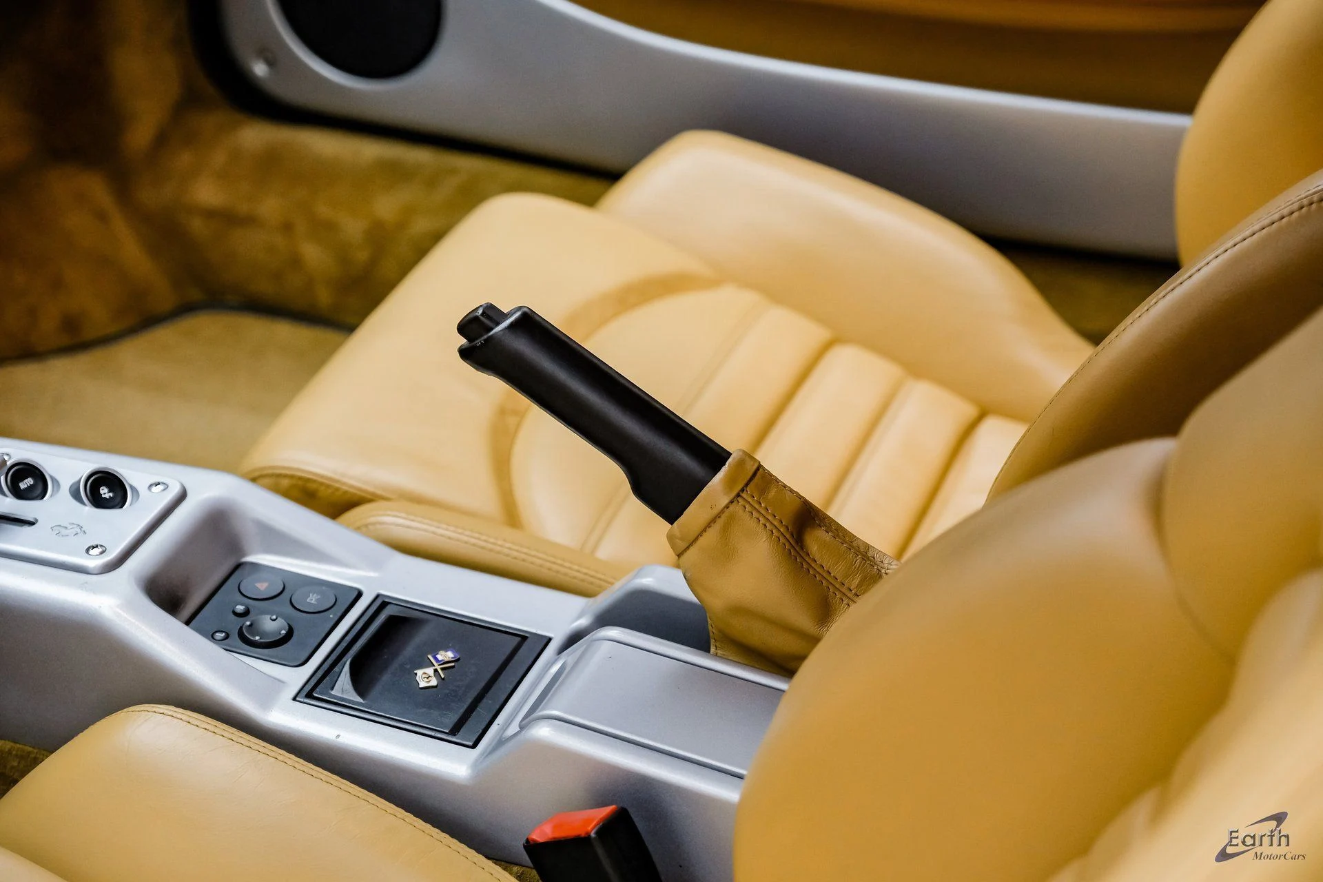 mph068_3114613988_a70cbf133d7a7021956d58d3f3a55db0x_6552e082f0